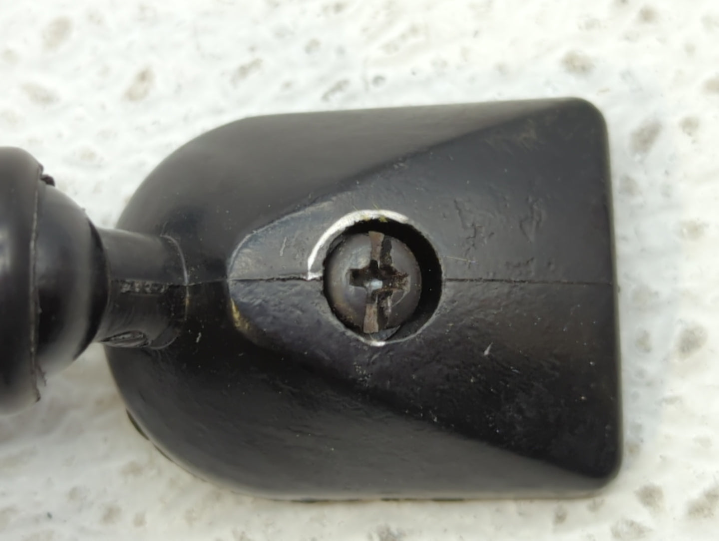 2005 Jeep Liberty Interior Rear View Mirror Replacement OEM P/N:E8011681 Fits OEM Used Auto Parts - Oemusedautoparts1.com