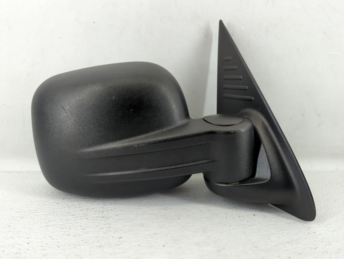 2002-2007 Jeep Liberty Passenger Side View Mirror - Right Door Mirror OEM Used - Oemusedautoparts1.com