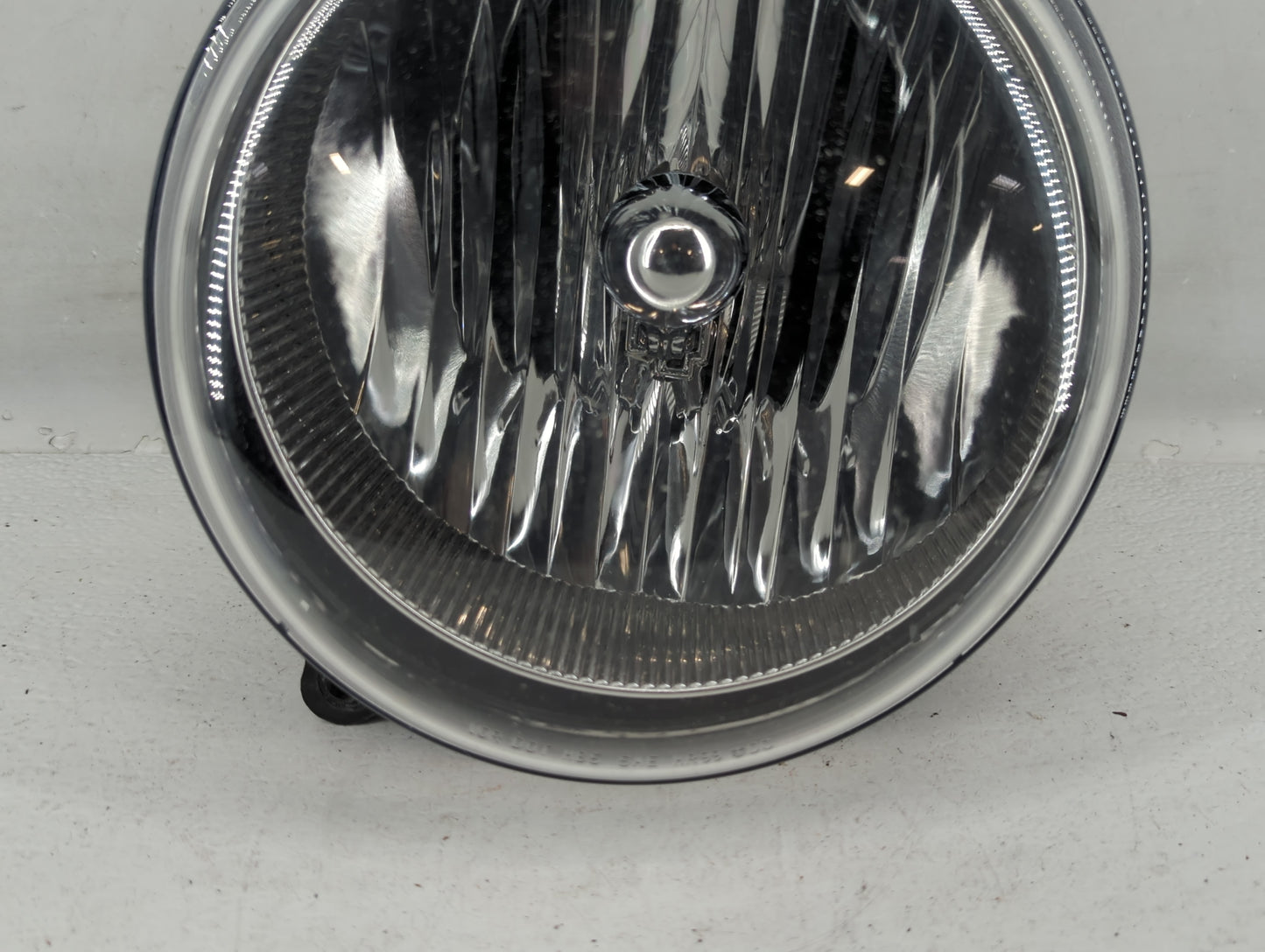 2005-2007 Jeep Liberty Driver Left Oem Head Light Headlight Lamp - Oemusedautoparts1.com
