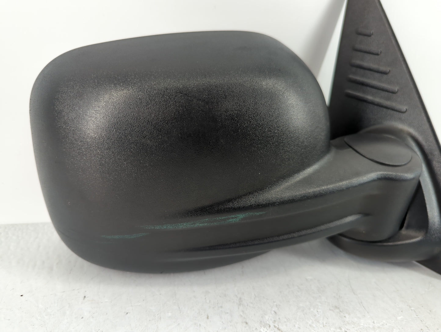 2002-2007 Jeep Liberty Passenger Side View Mirror - Right Door Mirror OEM Used - Oemusedautoparts1.com