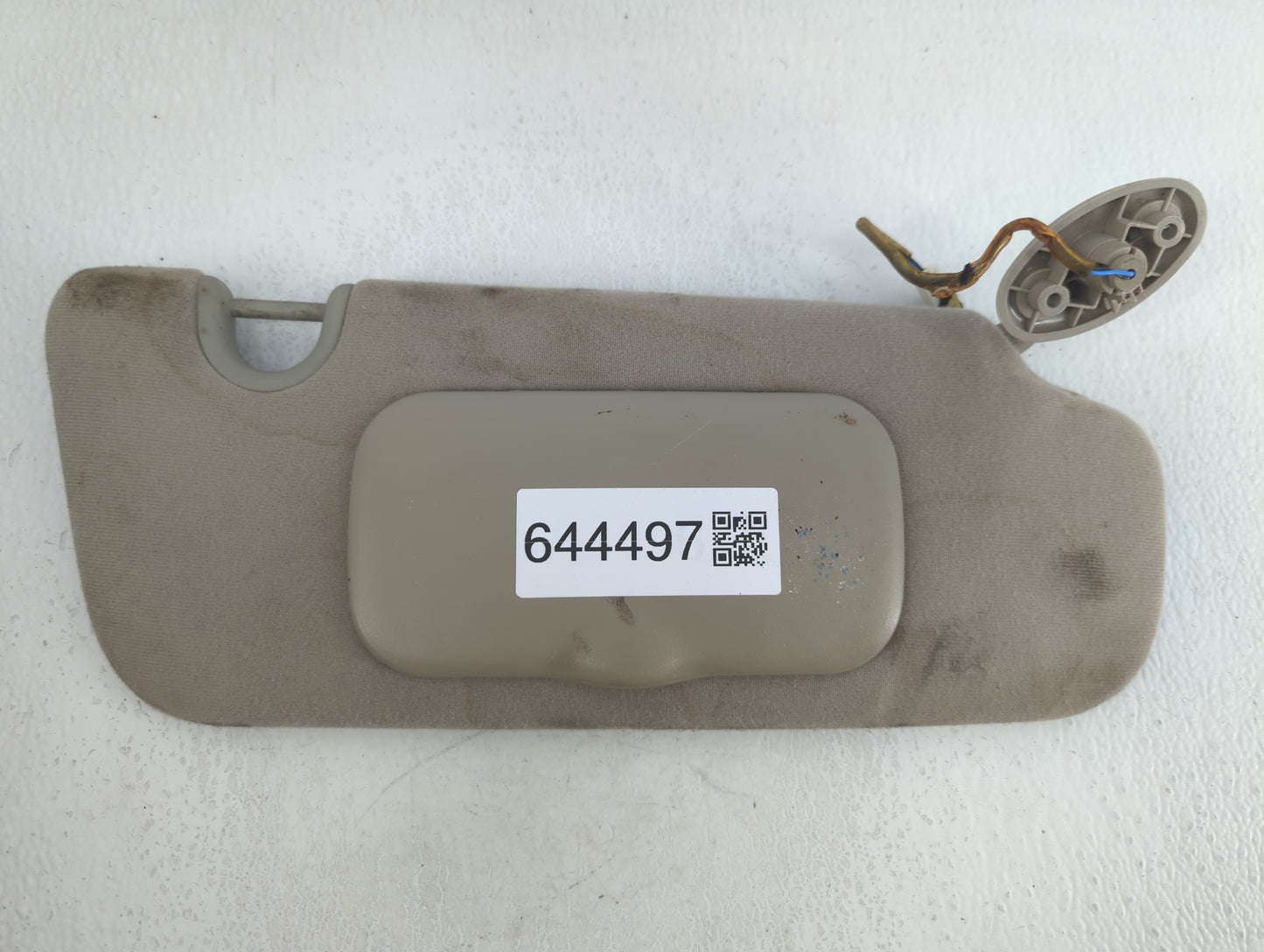 2004-2007 Jeep Liberty Sun Visor Shade Replacement Passenger Right Mirror Fits Fits 2004 2005 2006 2007 OEM Used Auto Parts 