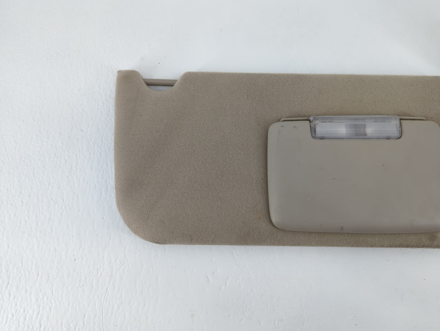 2004-2007 Jeep Liberty Sun Visor Shade Replacement Passenger Right Mirror Fits Fits 2004 2005 2006 2007 OEM Used Auto Parts 