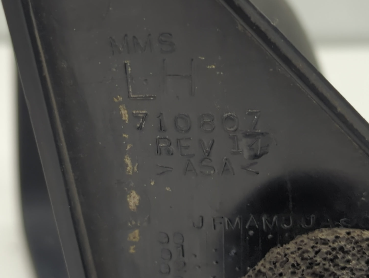 2002-2007 Jeep Liberty Driver Side View Mirror - Left Door Mirror OEM Used - Oemusedautoparts1.com