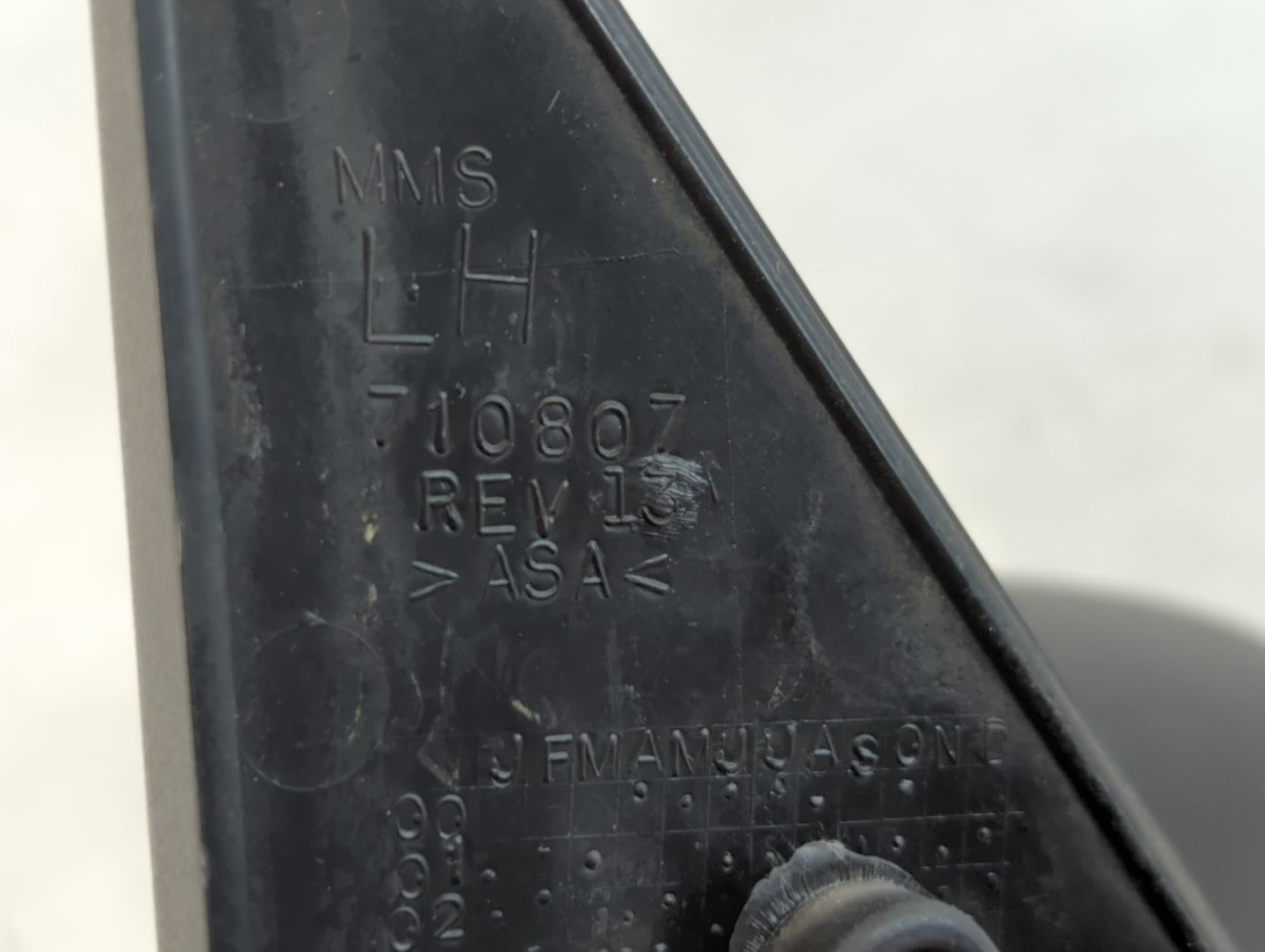 2002-2007 Jeep Liberty Driver Side View Mirror - Left Door Mirror OEM Used - Oemusedautoparts1.com