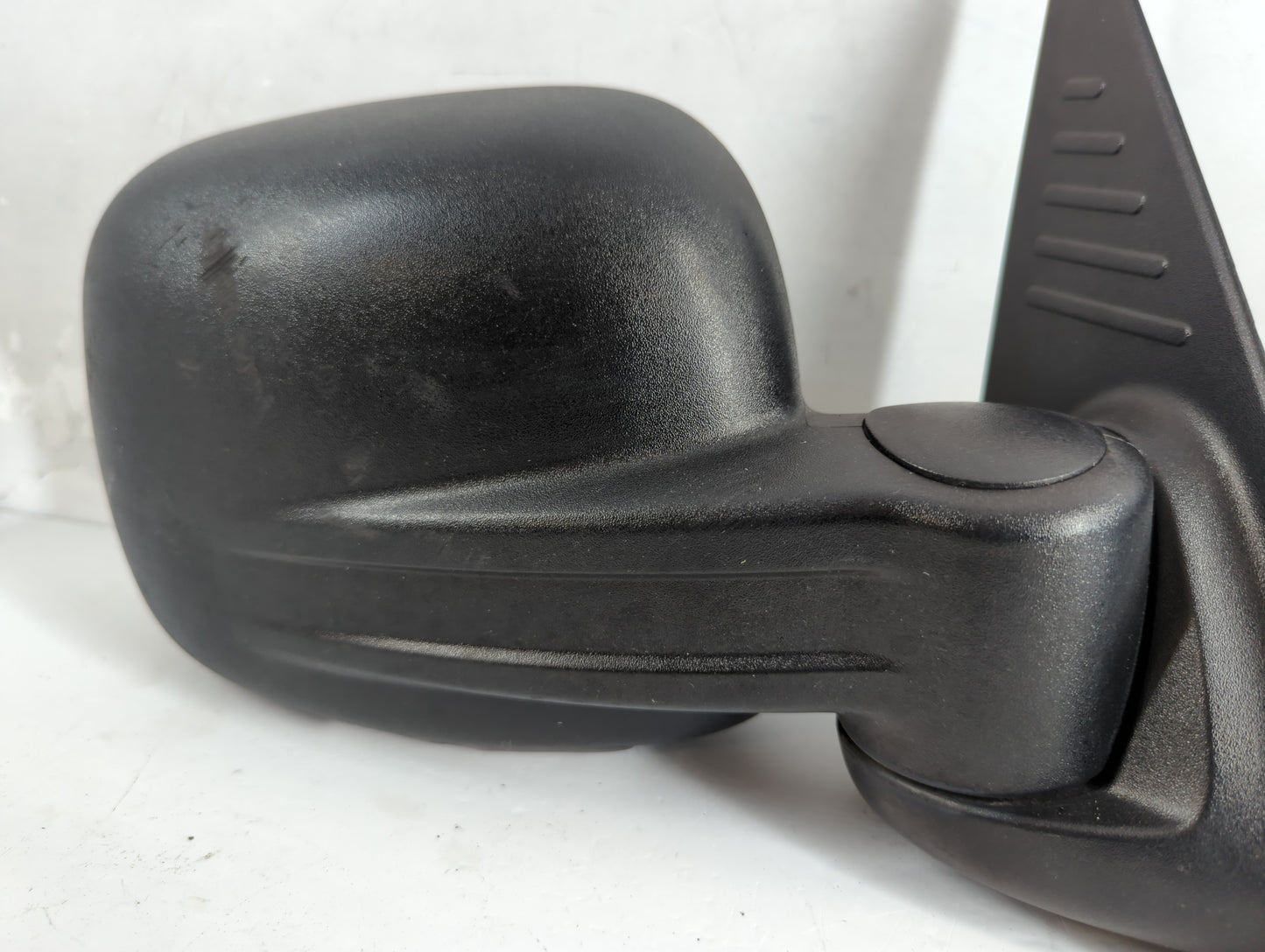 2002-2007 Jeep Liberty Passenger Side View Mirror - Right Door Mirror OEM Used - Oemusedautoparts1.com