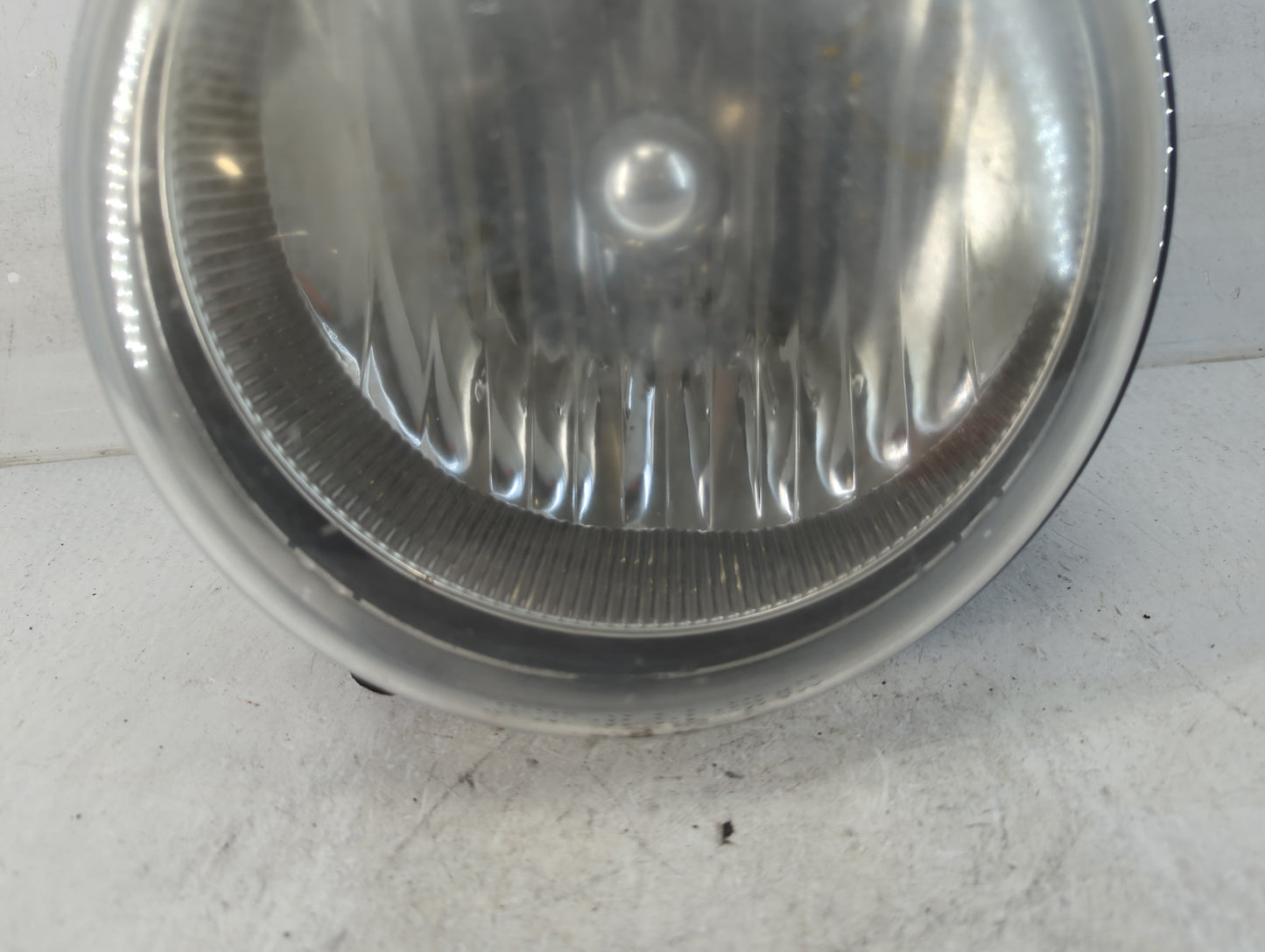 2005-2007 Jeep Liberty Driver Left Oem Head Light Headlight Lamp - Oemusedautoparts1.com