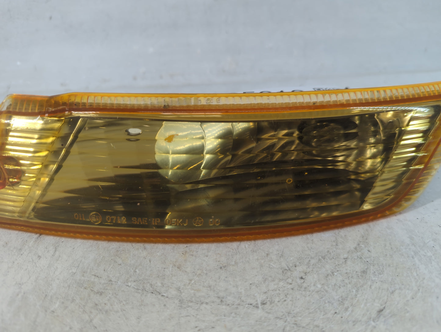 2005-2006 Jeep Liberty Driver Left Oem Fog Light Lamp - Oemusedautoparts1.com