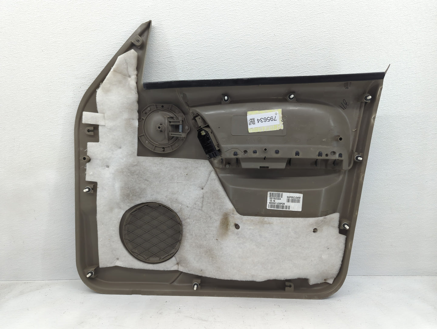 2005 Jeep Liberty Front Left Driver Interior Door Panel Trim - Oemusedautoparts1.com