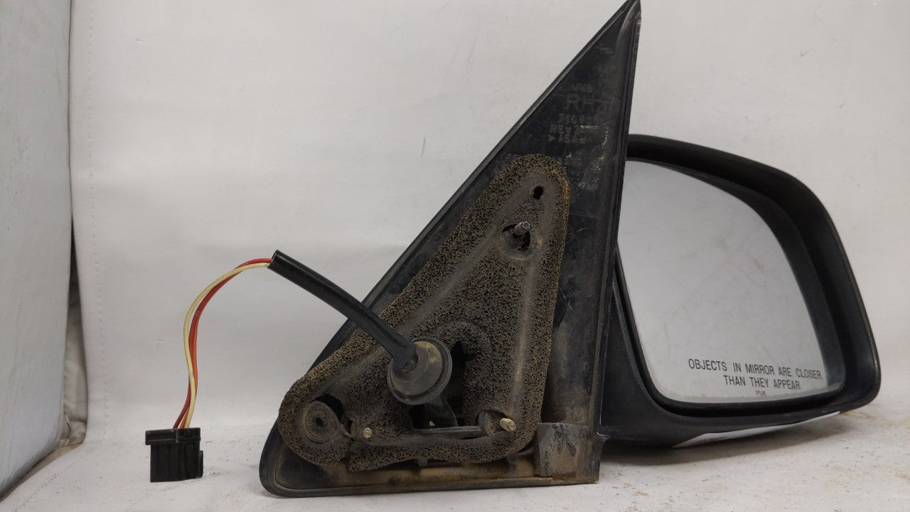 2002-2007 Jeep Liberty Passenger Side View Mirror - Right Door Mirror OEM Used - Oemusedautoparts1.com