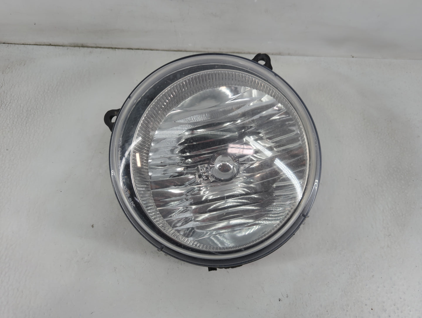 2005-2007 Jeep Liberty Driver Left Oem Head Light Headlight Lamp - Oemusedautoparts1.com