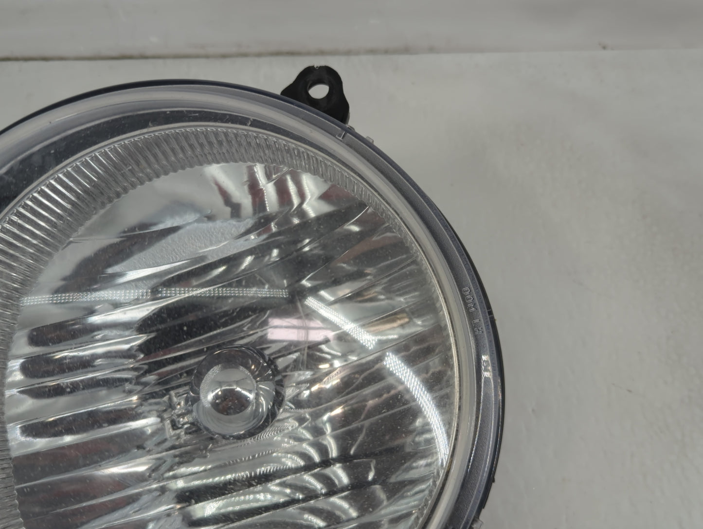 2005-2007 Jeep Liberty Driver Left Oem Head Light Headlight Lamp - Oemusedautoparts1.com