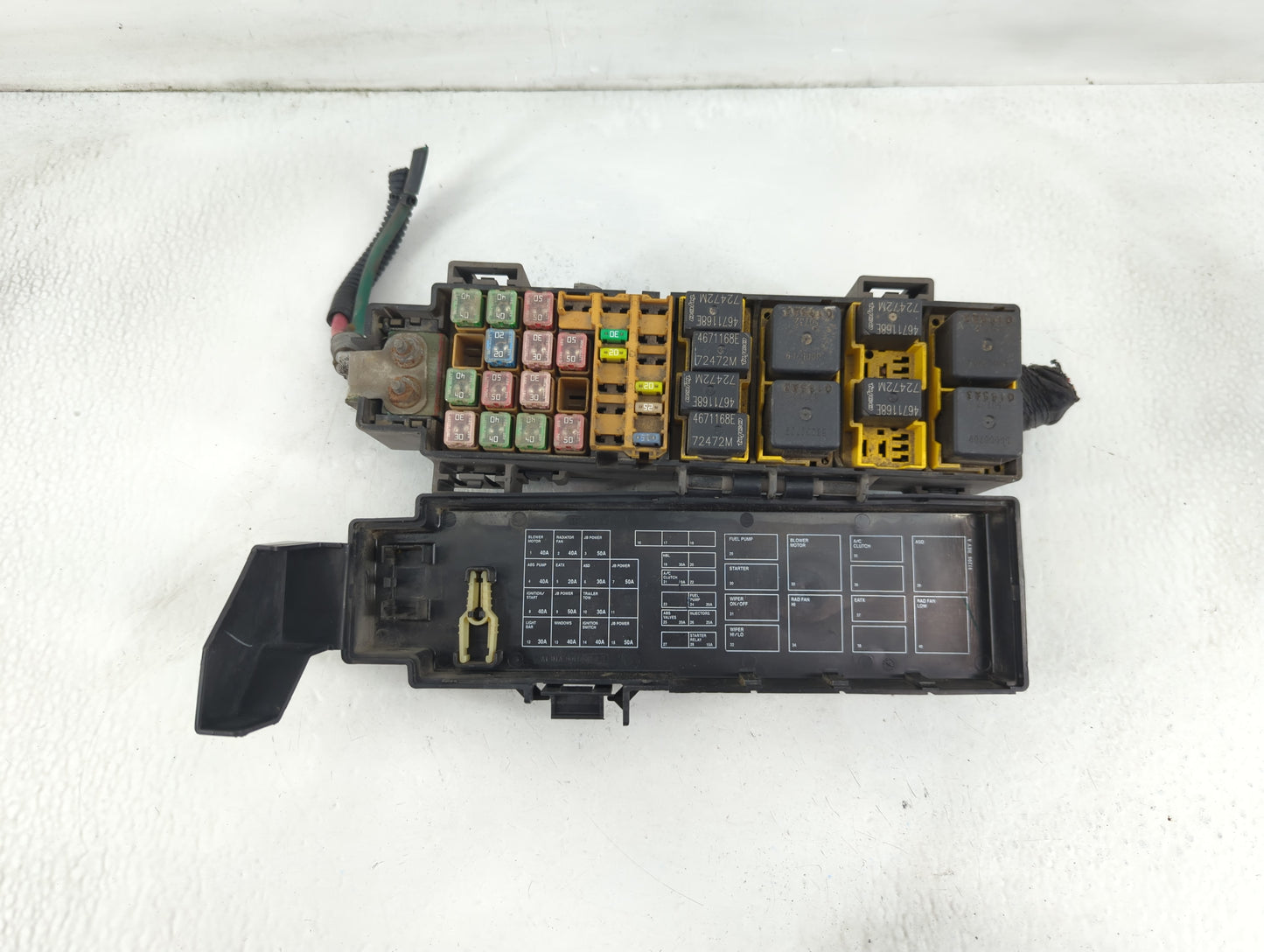 2005 Jeep Liberty ABS Pump Control Module Replacement P/N:90147 Fits OEM Used Auto Parts - Oemusedautoparts1.com