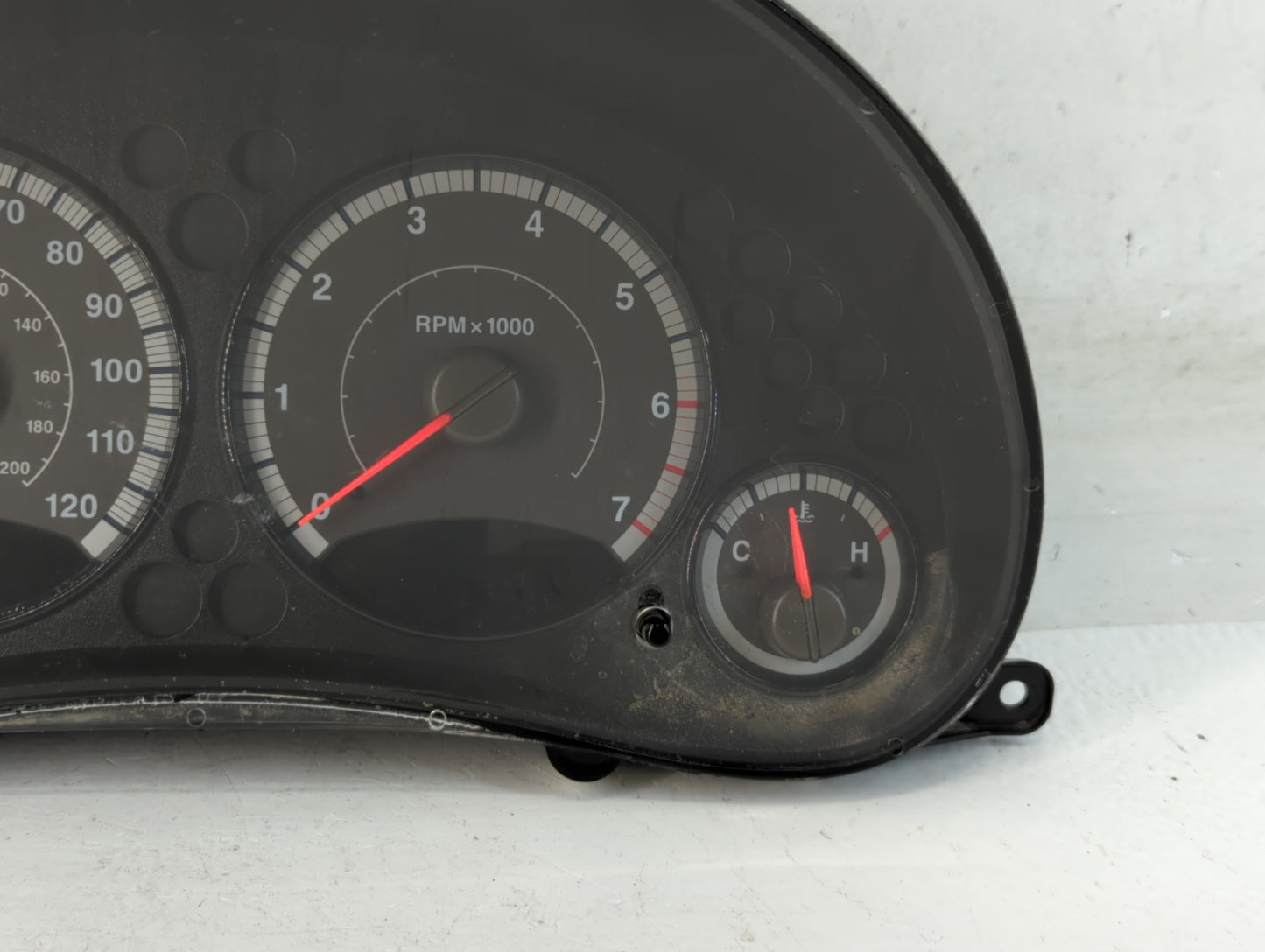 2005 Jeep Liberty Instrument Cluster Speedometer Gauges Miles:1K Fits OEM Used Auto Parts - Oemusedautoparts1.com
