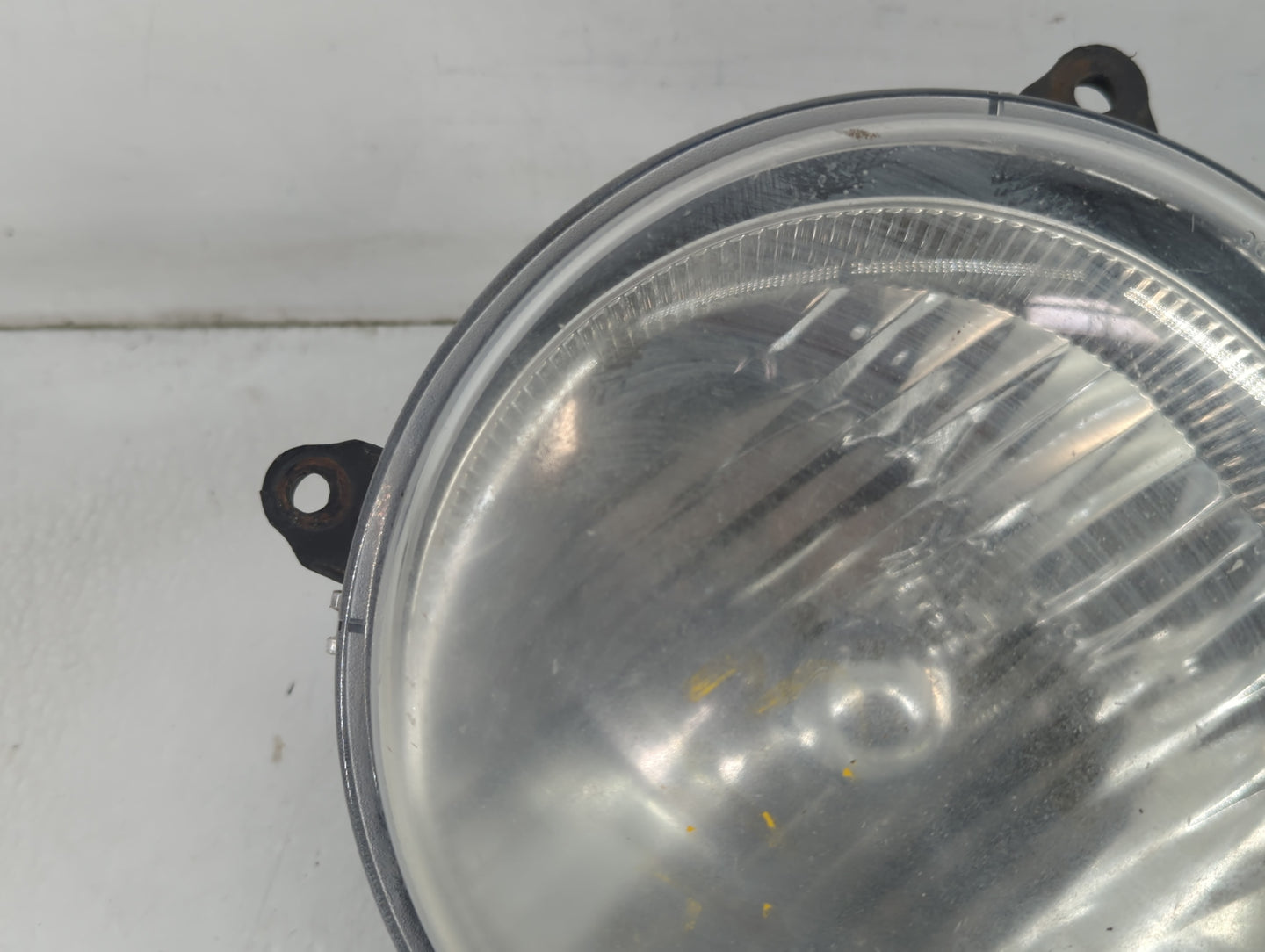 2005-2007 Jeep Liberty Passenger Right Oem Head Light Headlight Lamp - Oemusedautoparts1.com