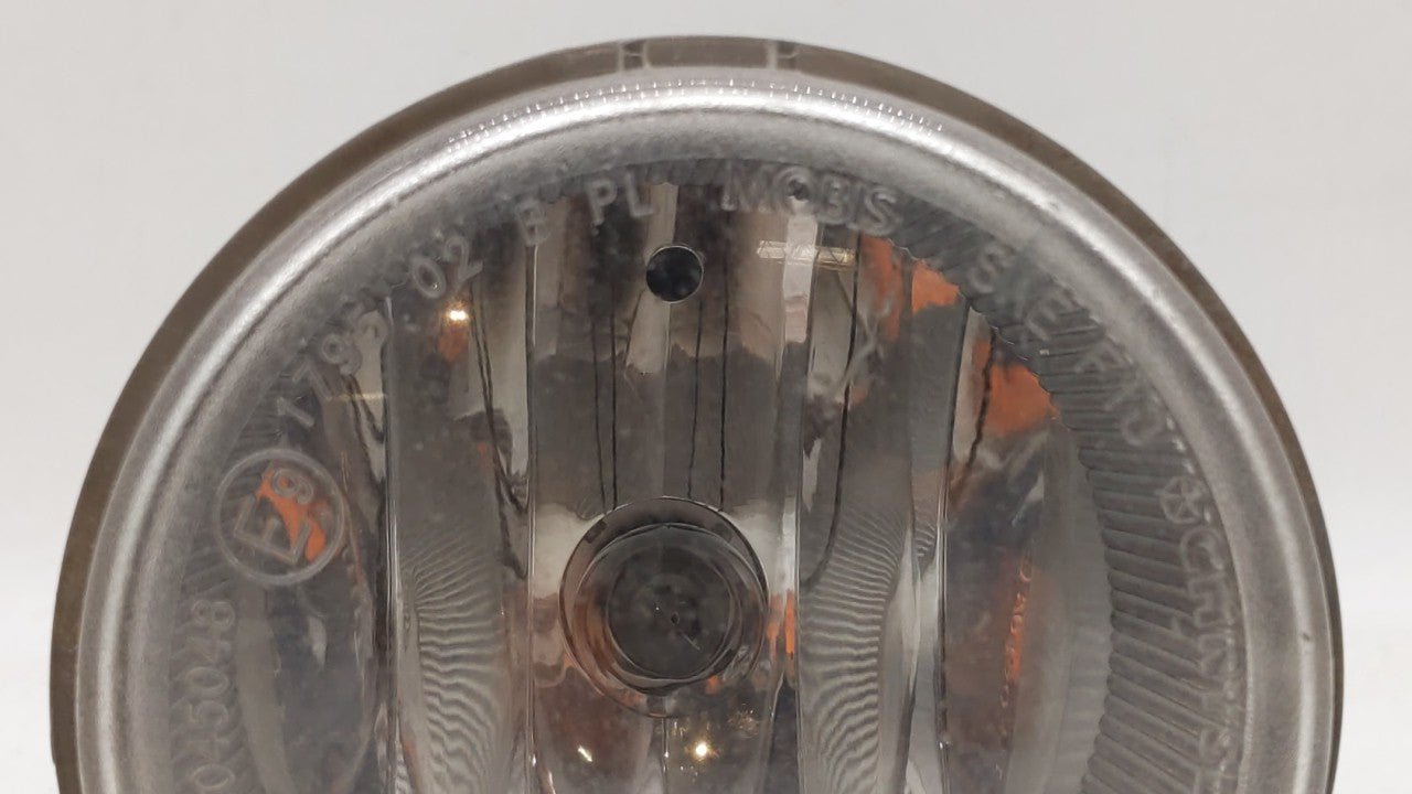 2005-2006 Jeep Wrangler Driver Left Oem Front Light Lamp - Oemusedautoparts1.com