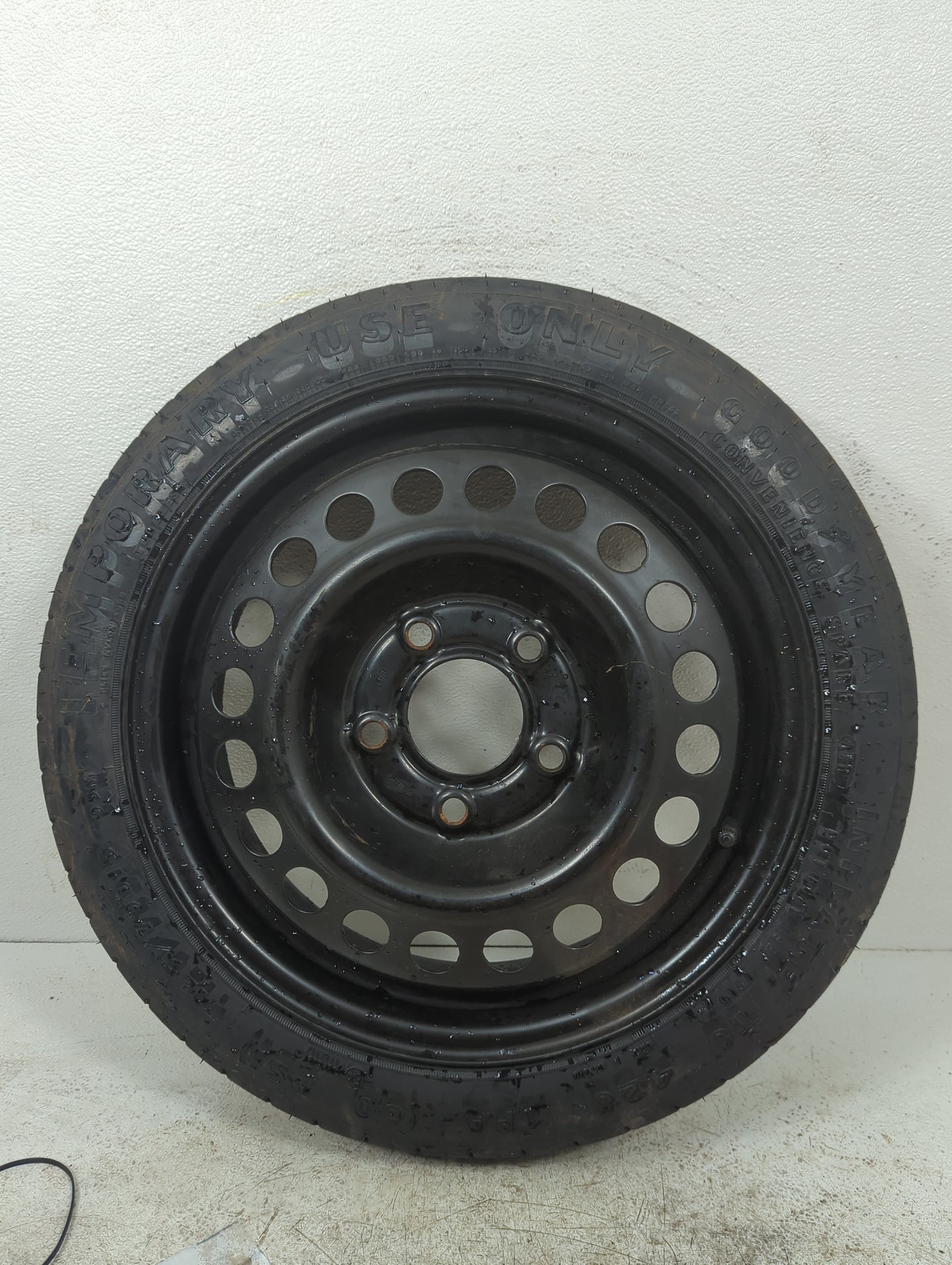2005 Jeep Grand Cherokee Gndche Spare Donut Tire Wheel Rim Oem - Oemusedautoparts1.com