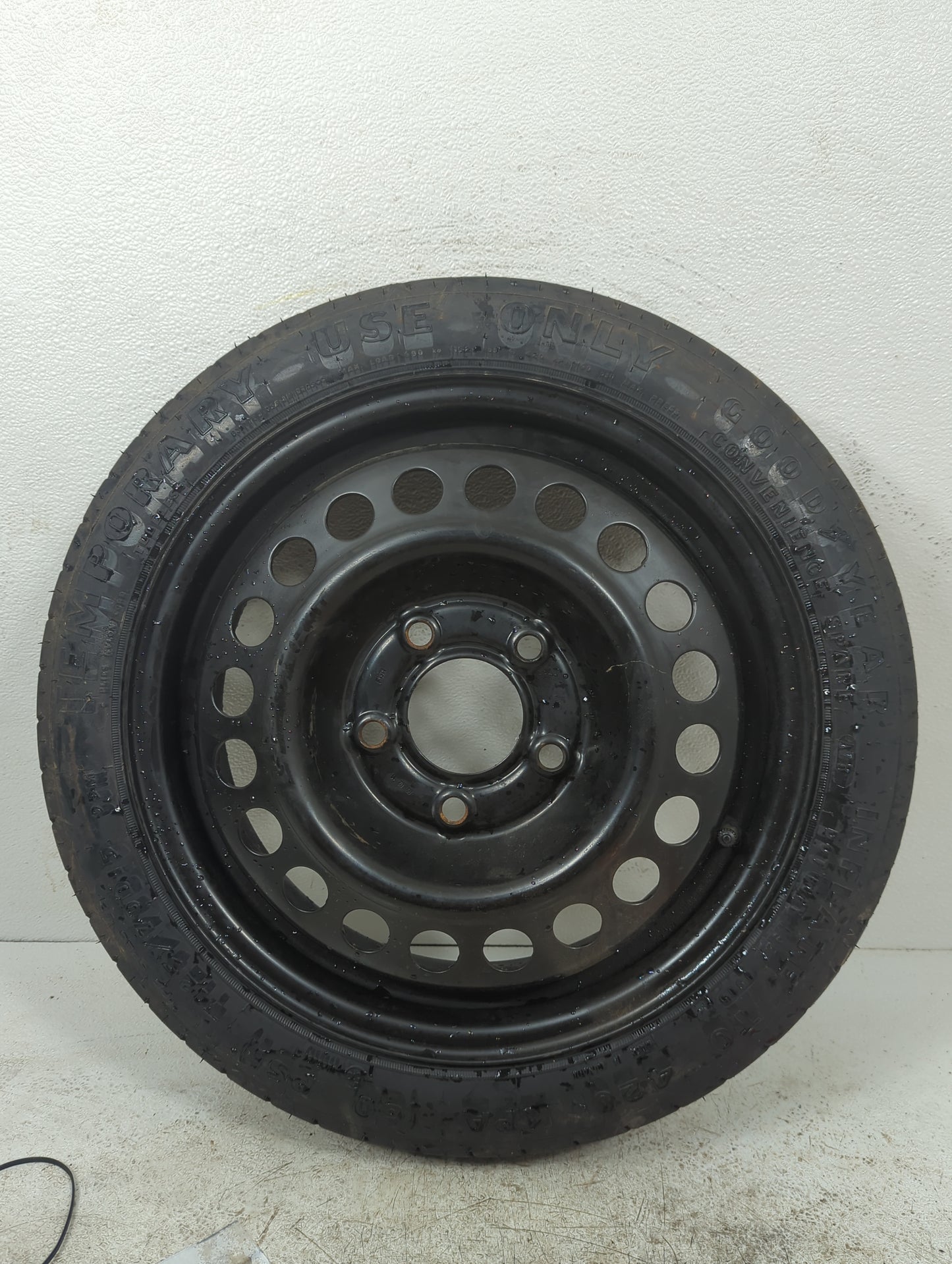 2005 Jeep Grand Cherokee Gndche Spare Donut Tire Wheel Rim Oem - Oemusedautoparts1.com