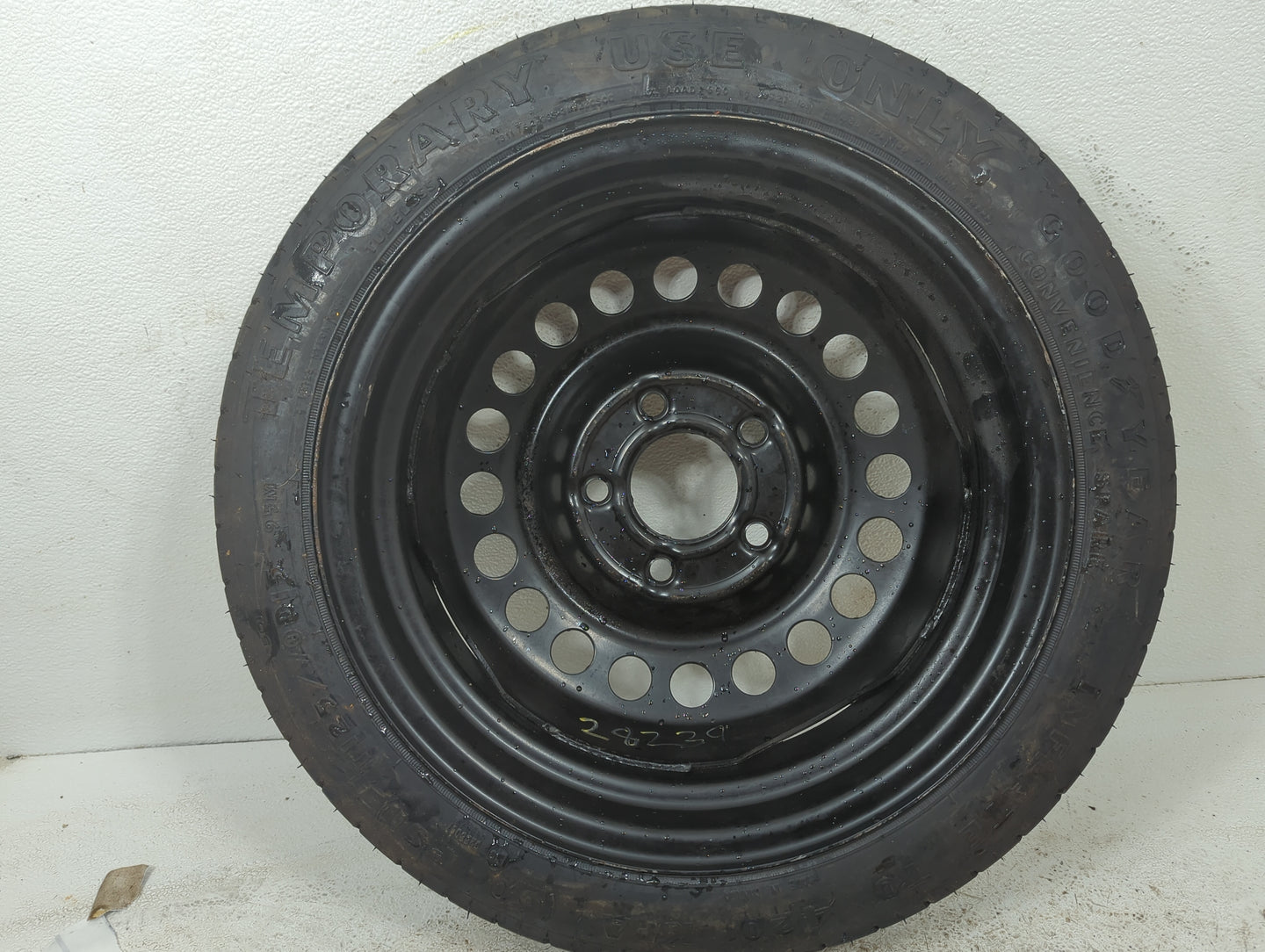 2005 Jeep Grand Cherokee Gndche Spare Donut Tire Wheel Rim Oem - Oemusedautoparts1.com