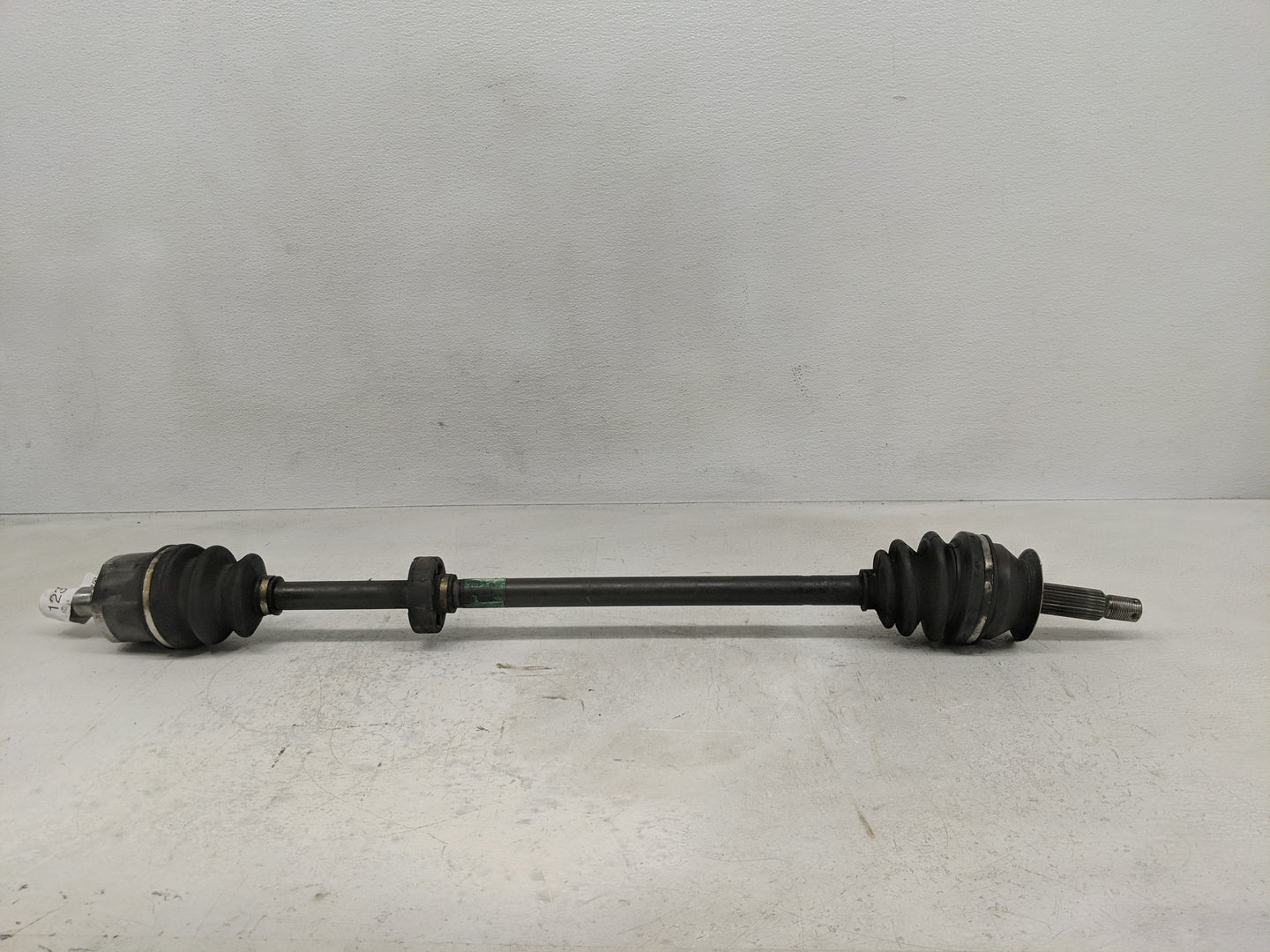 2003-2006 Kia Optima Axle Shaft Front Driver Cv C/v - Oemusedautoparts1.com
