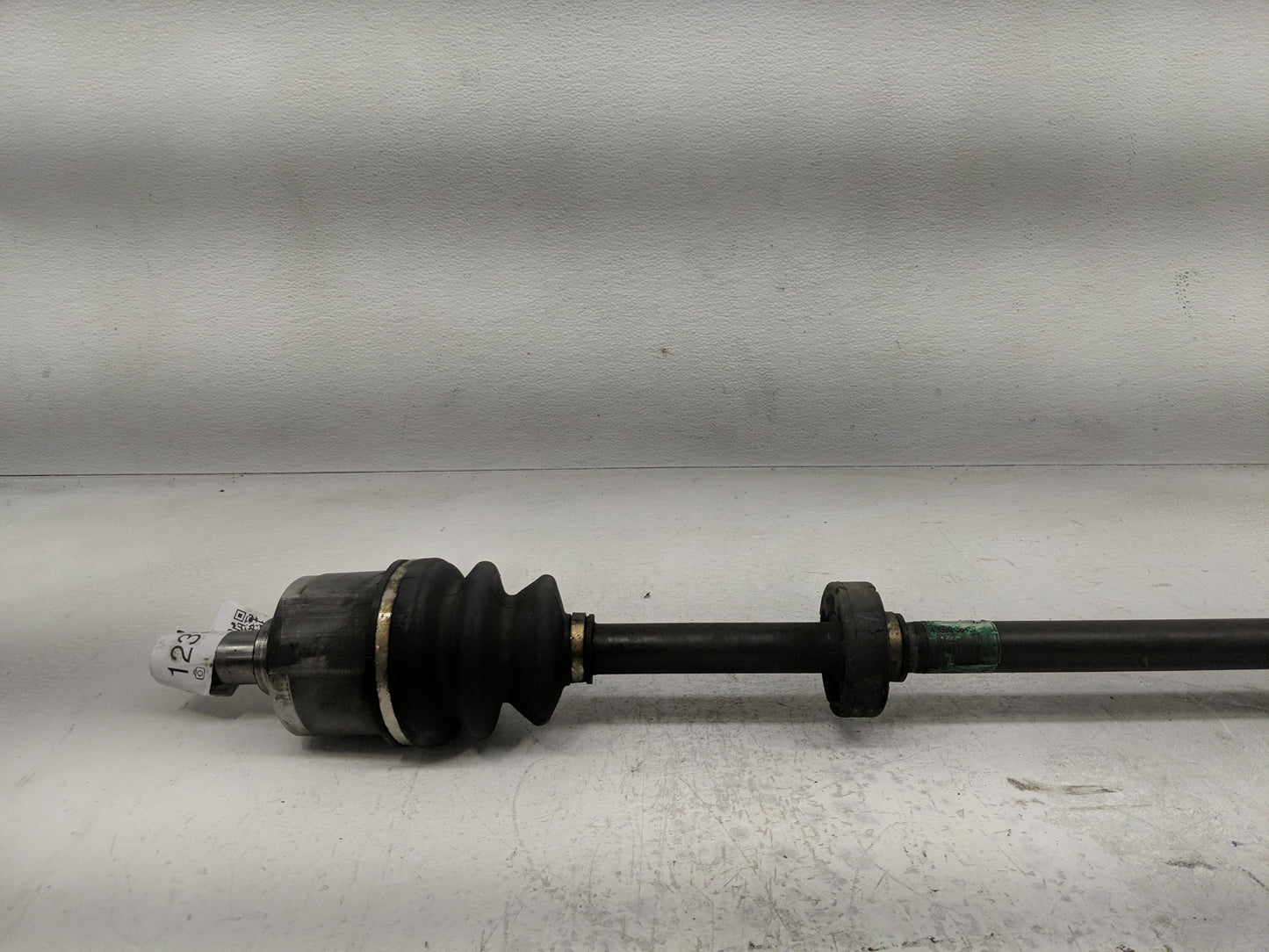 2003-2006 Kia Optima Axle Shaft Front Driver Cv C/v - Oemusedautoparts1.com