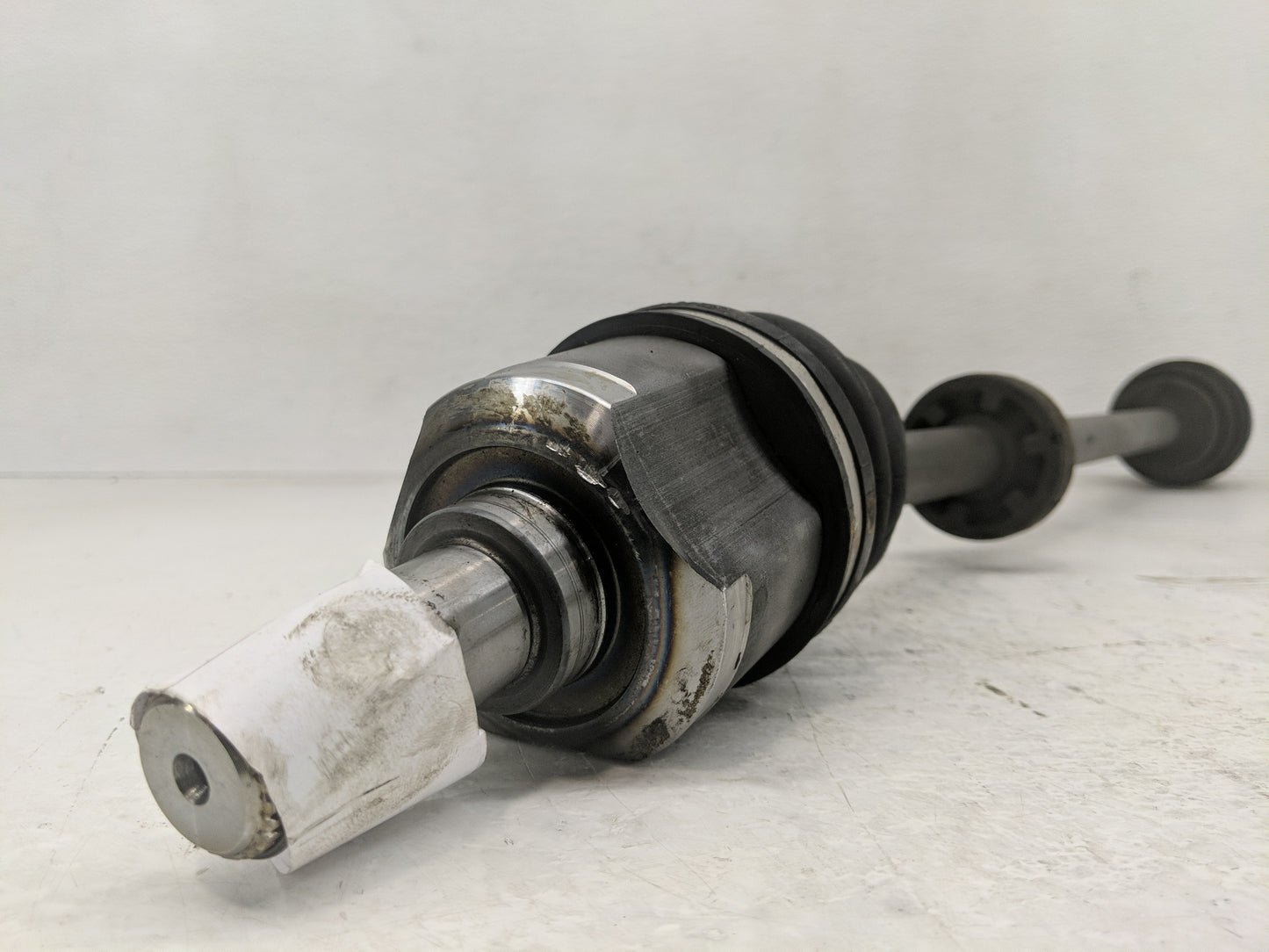 2003-2006 Kia Optima Axle Shaft Front Driver Cv C/v - Oemusedautoparts1.com