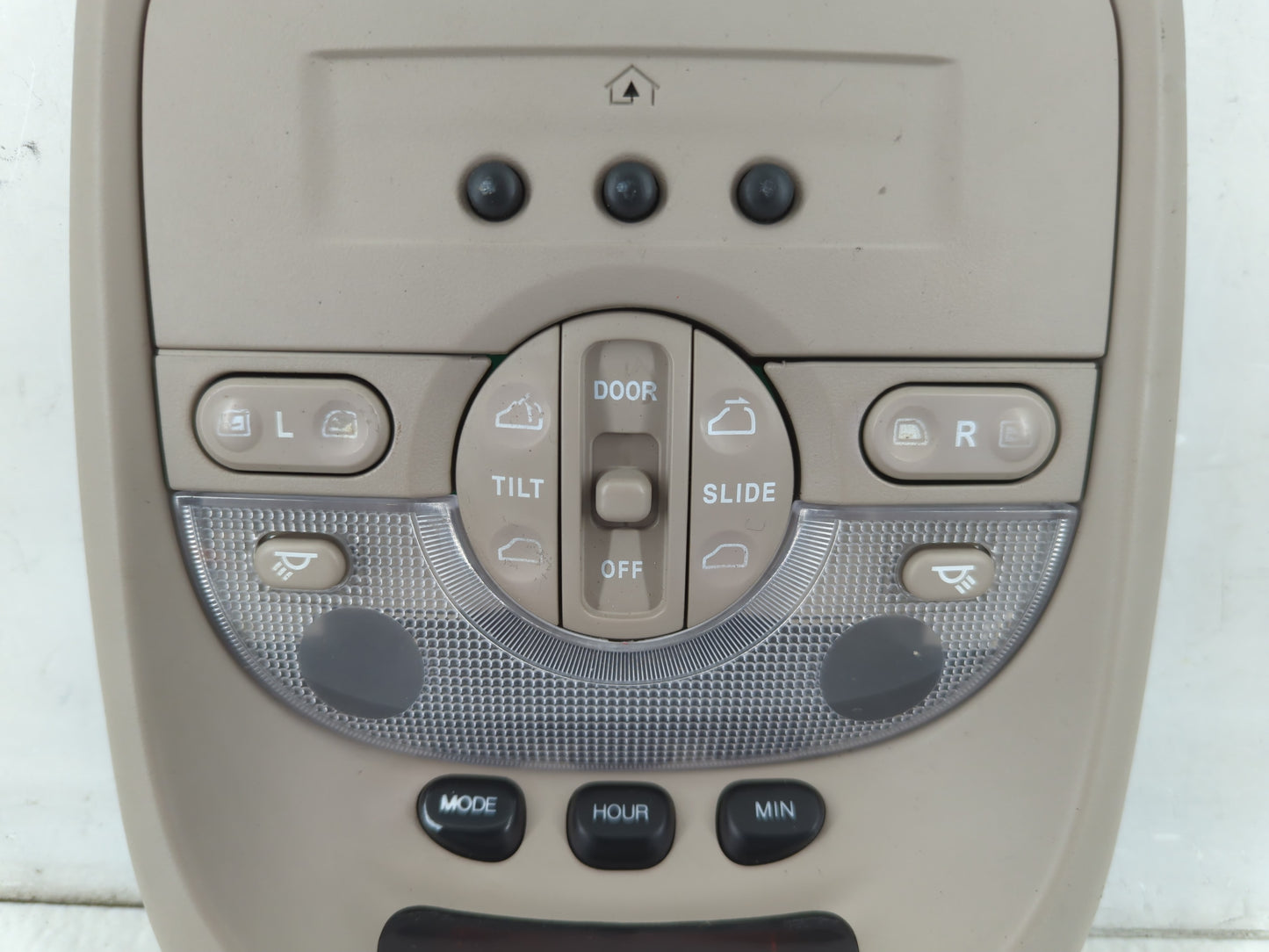 2003-2005 Kia Sedona Overhead Roof Console Interior Dome Light - Oemusedautoparts1.com