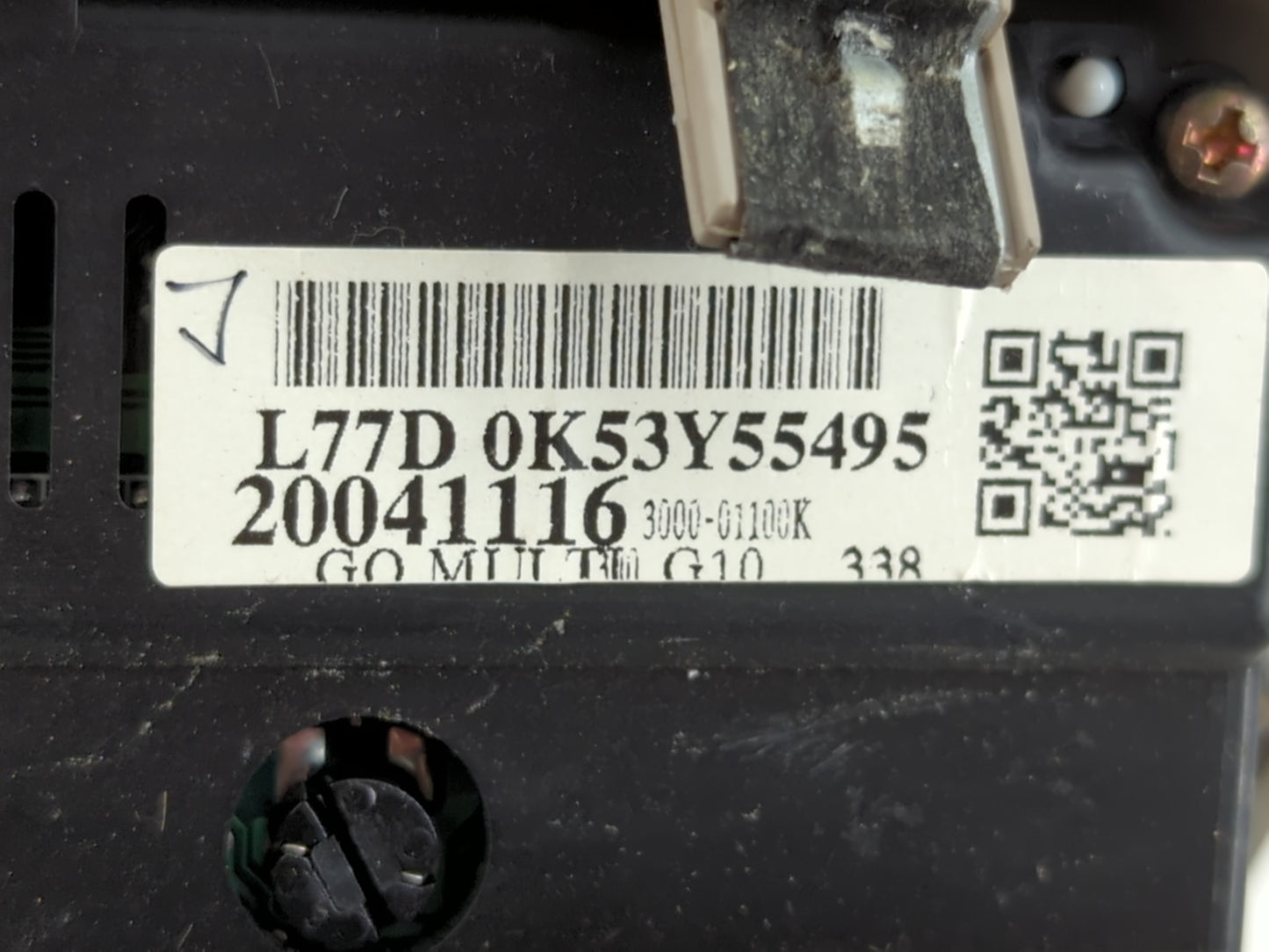 2003-2005 Kia Sedona Overhead Roof Console Interior Dome Light - Oemusedautoparts1.com