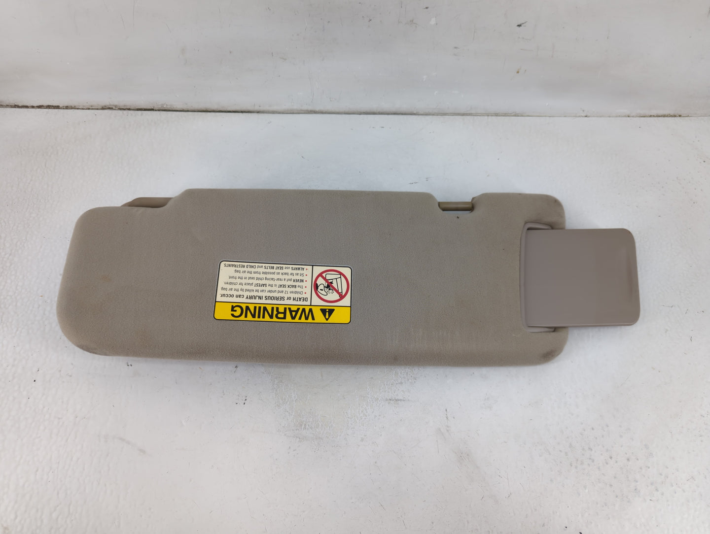 2002-2005 Kia Sedona Sun Visor Shade Replacement Passenger Right Mirror Fits Fits 2002 2003 2004 2005 OEM Used Auto Parts - 