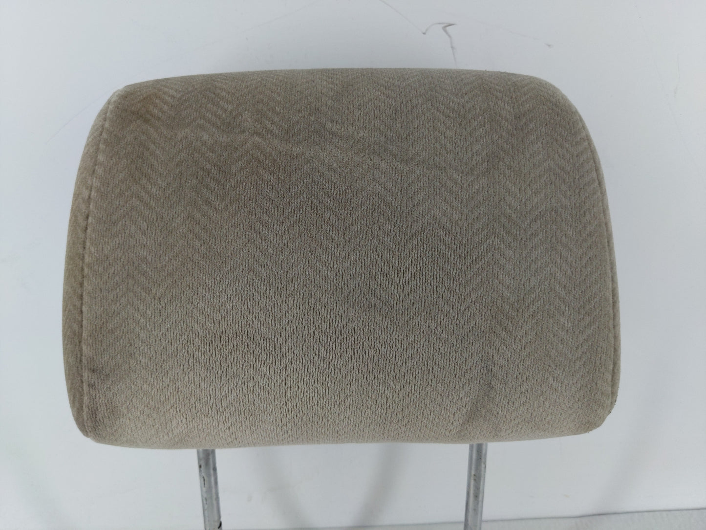 2002-2005 Kia Sedona Headrest Head Rest Front Driver Passenger Seat Fits Fits 2002 2003 2004 2005 OEM Used Auto Parts - Oemu