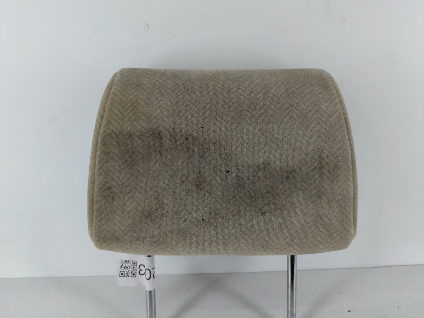 2002-2005 Kia Sedona Headrest Head Rest Rear Center Seat Fits Fits 2002 2003 2004 2005 OEM Used Auto Parts - Oemusedautopart