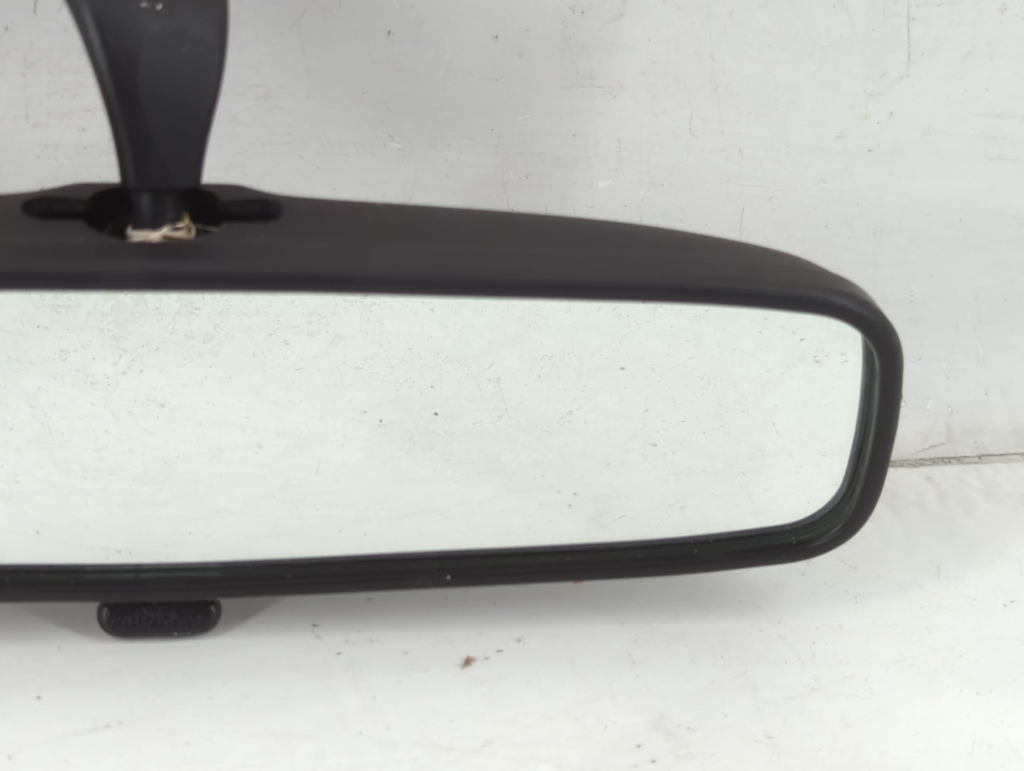 2005-2009 Kia Sedona Interior Rear View Mirror Replacement OEM Fits OEM Used Auto Parts - Oemusedautoparts1.com