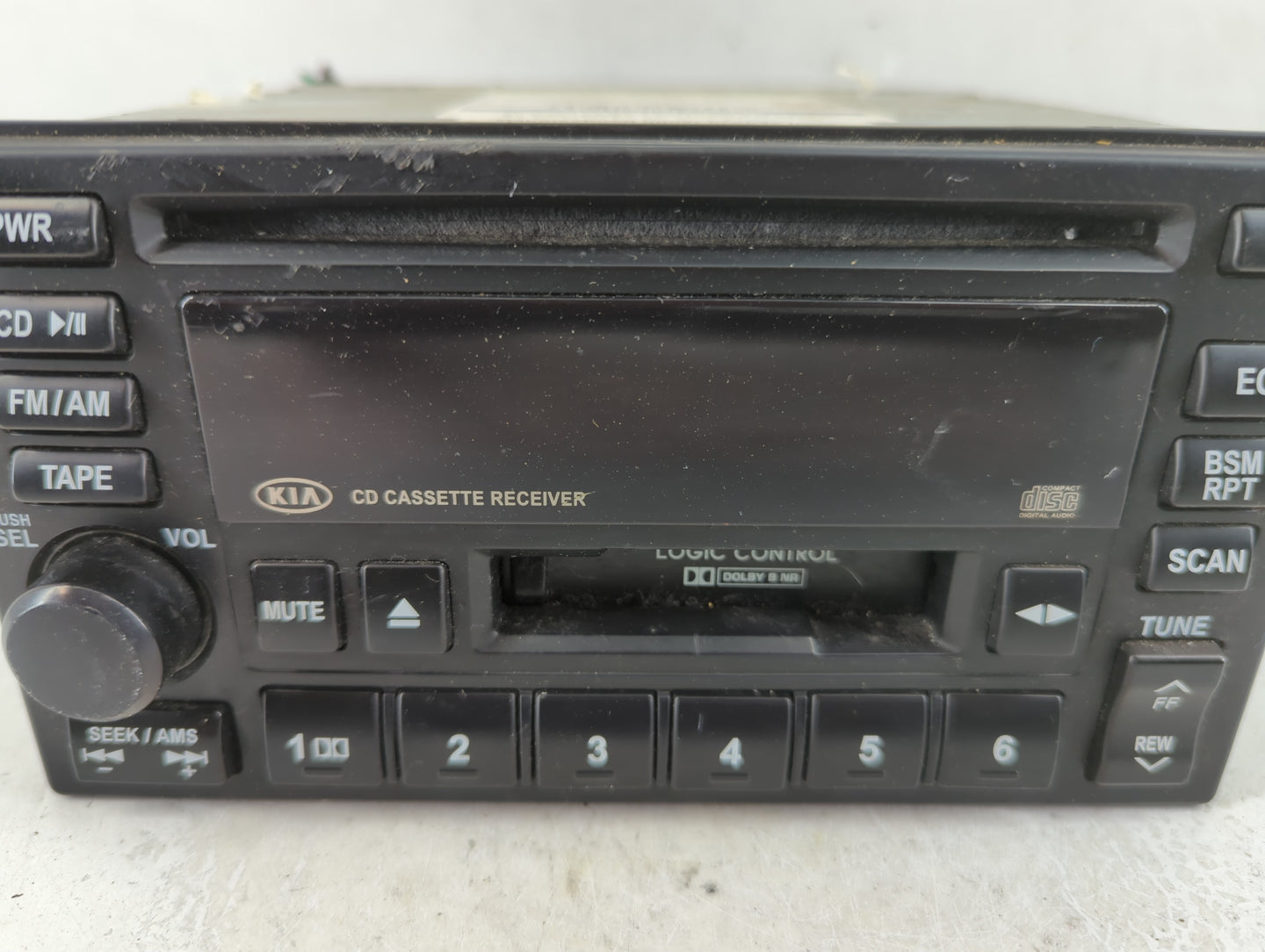 2003-2005 Kia Sedona Radio AM FM Cd Player Receiver Replacement P/N:S434100118 Fits Fits 2003 2004 2005 OEM Used Auto Parts 