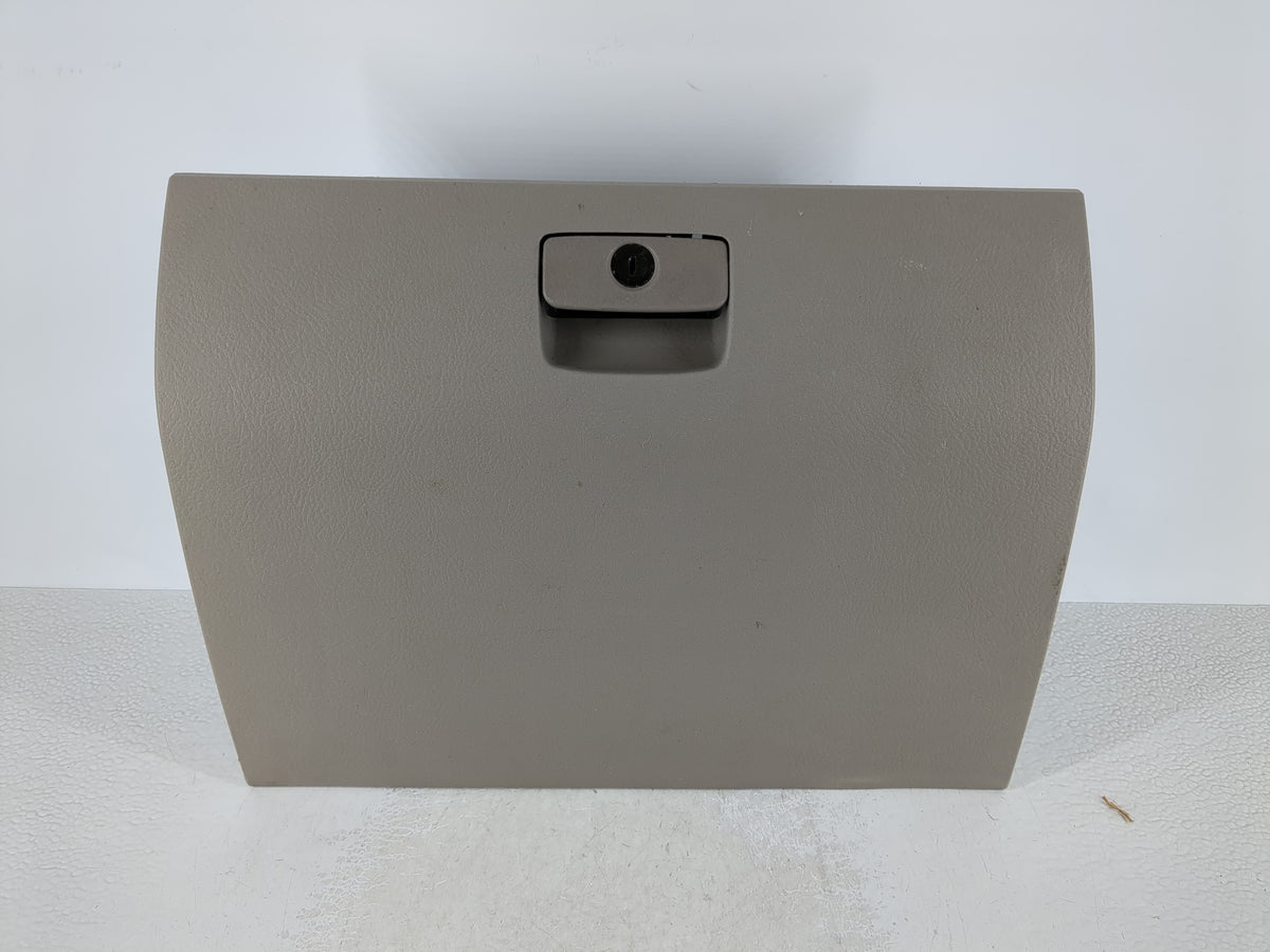 2005 Kia Sedona Passenger Glove Box Door Storage Compartment - Oemusedautoparts1.com