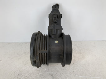compare product 2003-2006 Kia Sorento Mass Air Flow Meter Maf