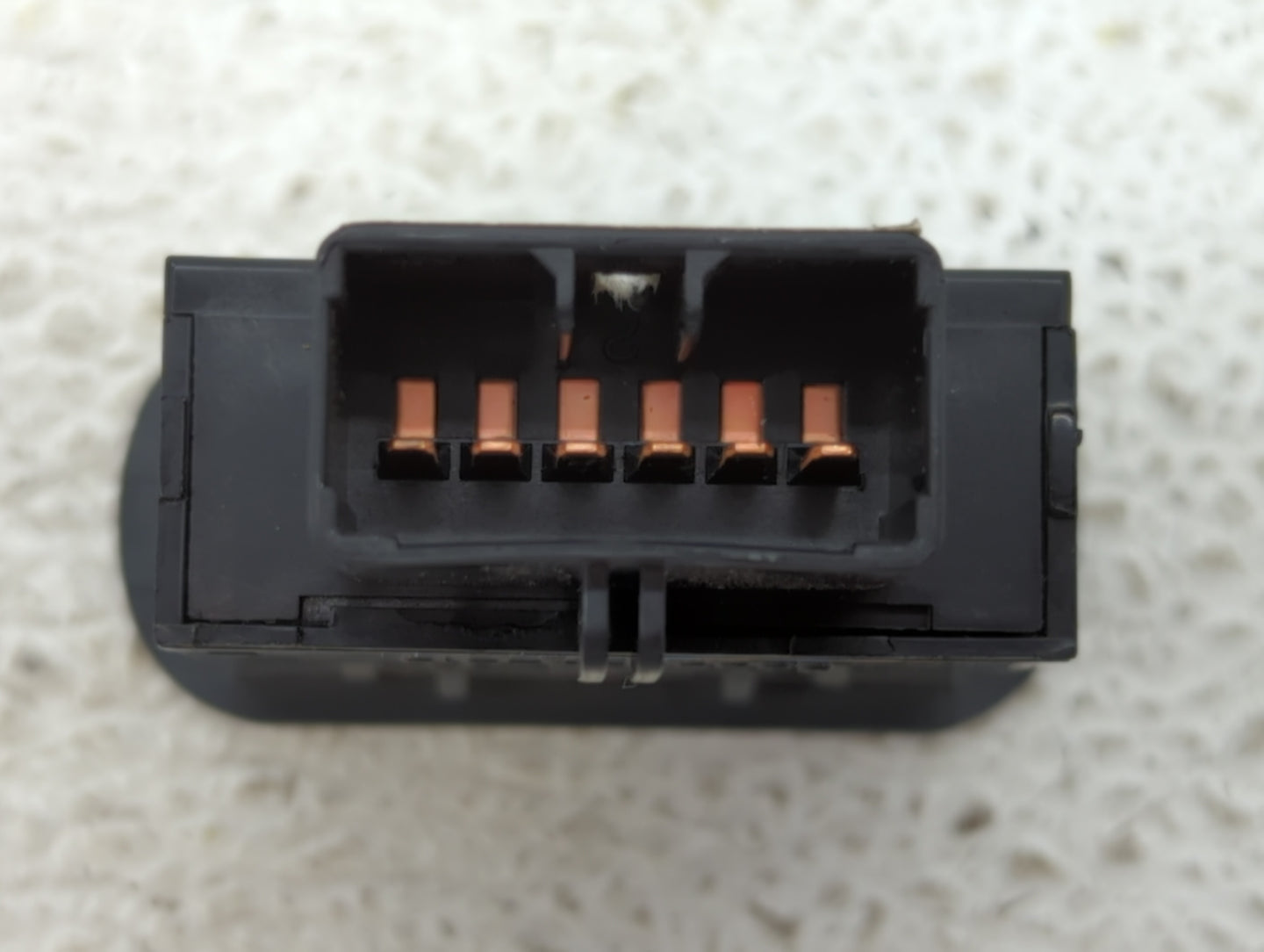 2003-2009 Kia Sorento Master Power Window Switch Replacement Driver Side Left P/N:FYDD02 478490-B Fits OEM Used Auto Parts -