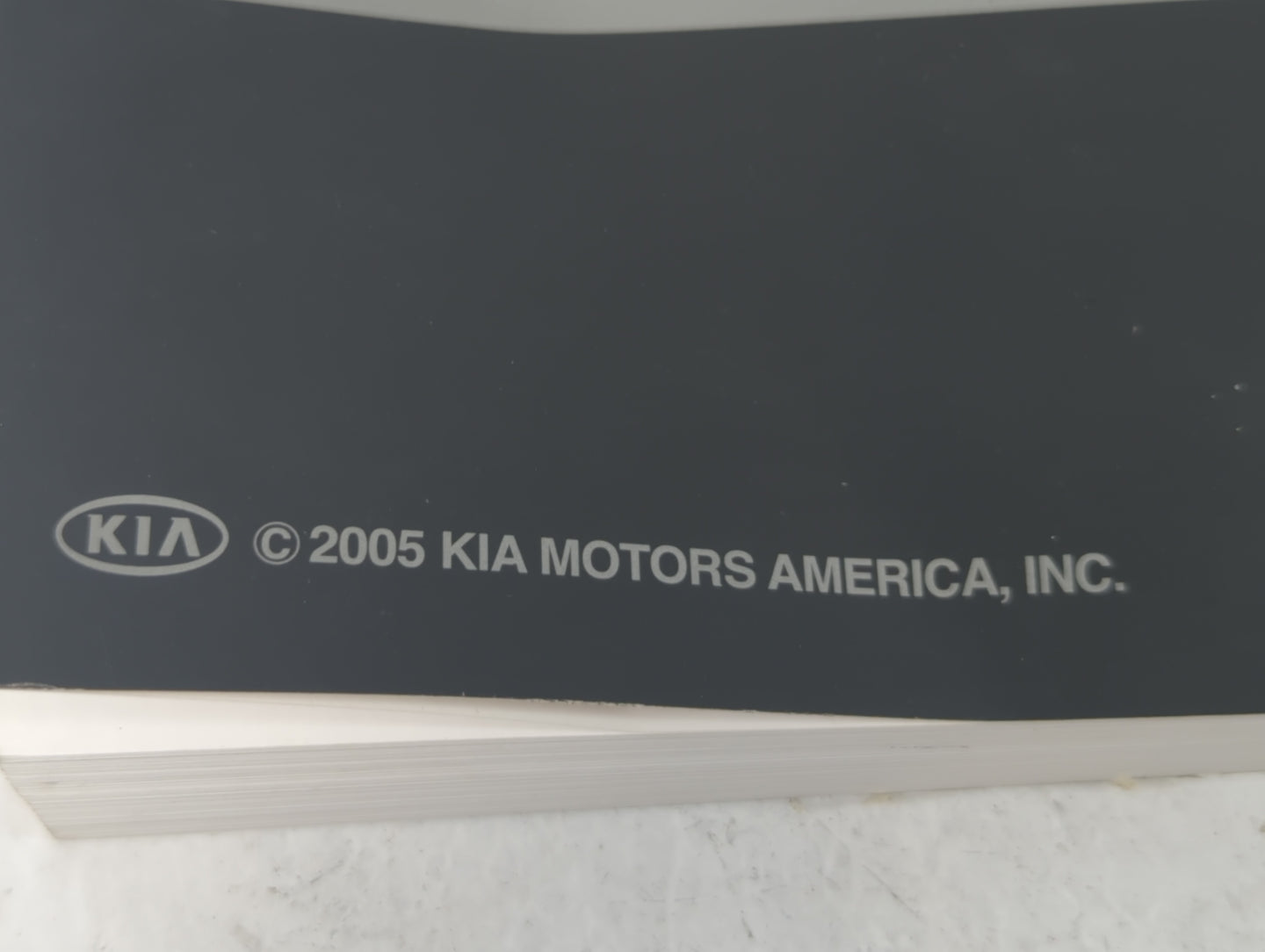 2005 Kia Sorento Owners Manual Book Guide P/N:UB 060 PS 013 OEM Used Auto Parts - Oemusedautoparts1.com