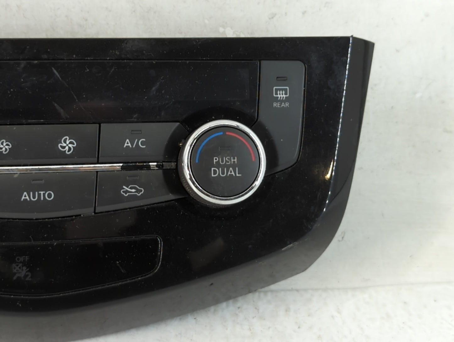 2003-2006 Kia Sorento Climate Control Module Temperature AC/Heater Replacement P/N:27500 7FE0A Fits Fits 2003 2004 2005 2006