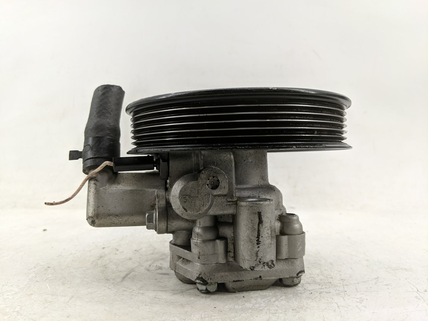 2005-2010 Kia Sportage Power Steering Column Pump Oem - Oemusedautoparts1.com