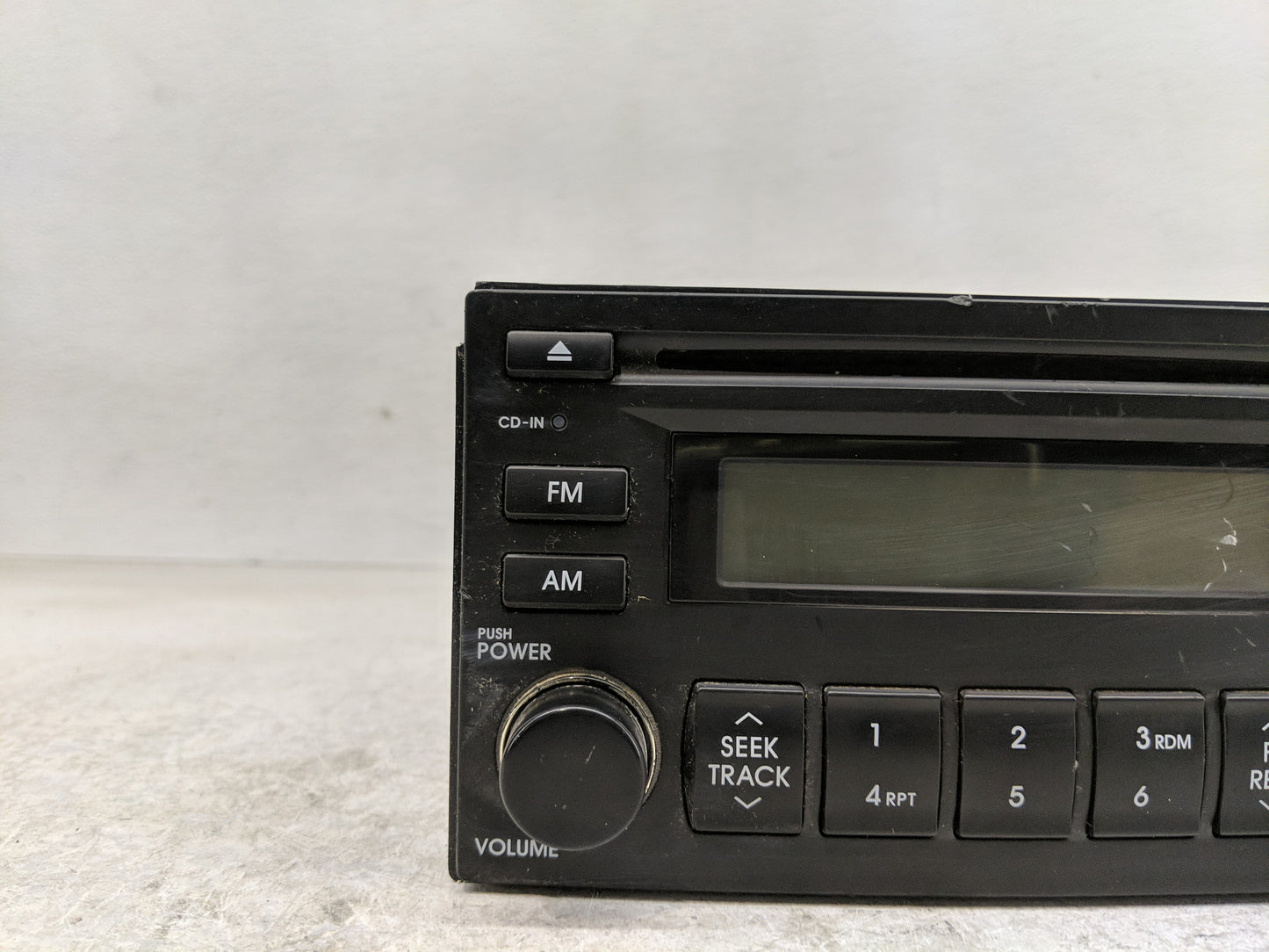 2005-2010 Kia Sportage Radio AM FM Cd Player Receiver Replacement P/N:96140-1F100 Fits Fits 2005 2006 2007 2008 2009 2010 OE