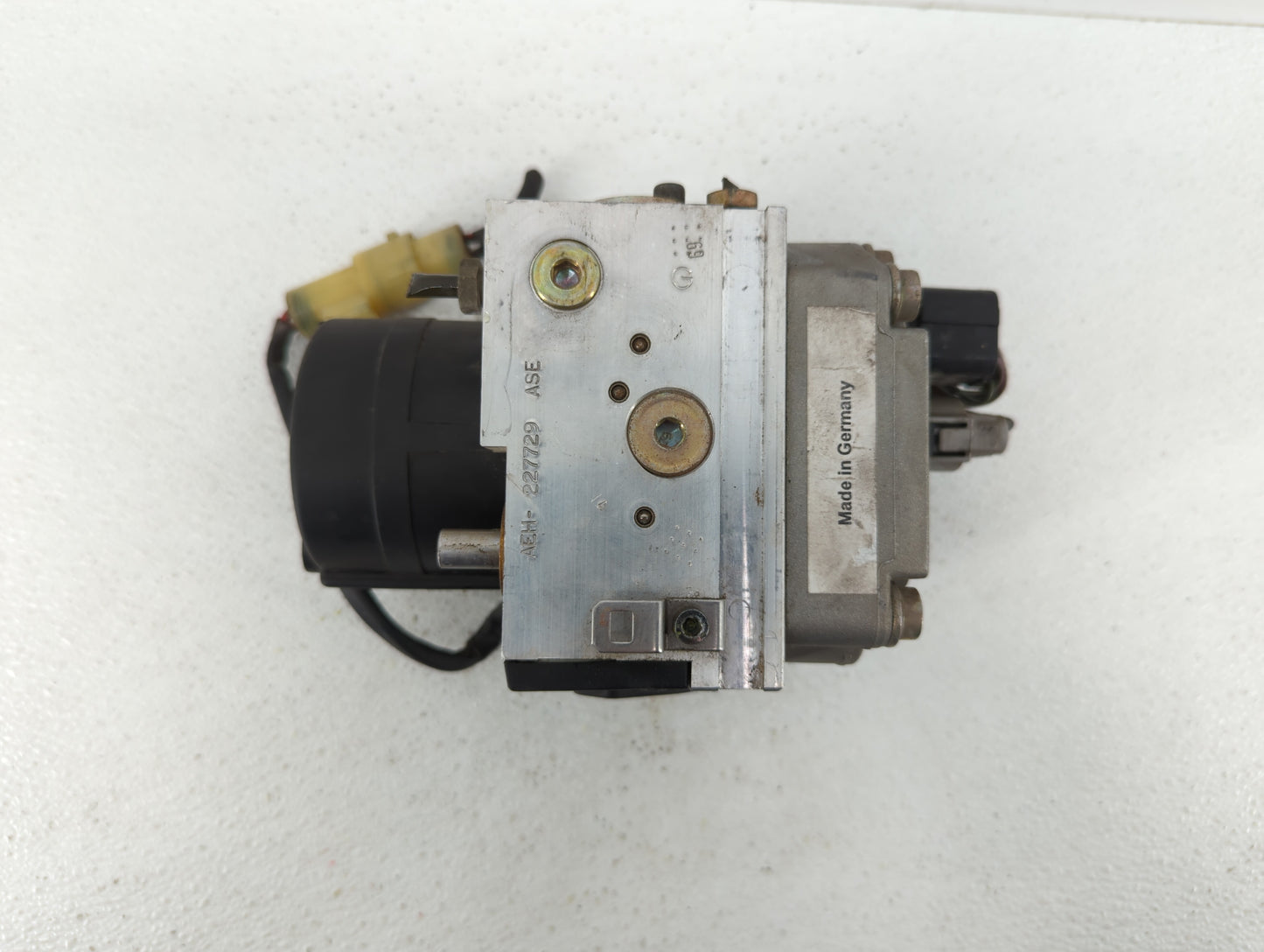 2005 Land Rover Discovery ABS Pump Control Module Replacement P/N:4784070210 AEH-227729, SRB001203 Fits OEM Used Auto Parts 