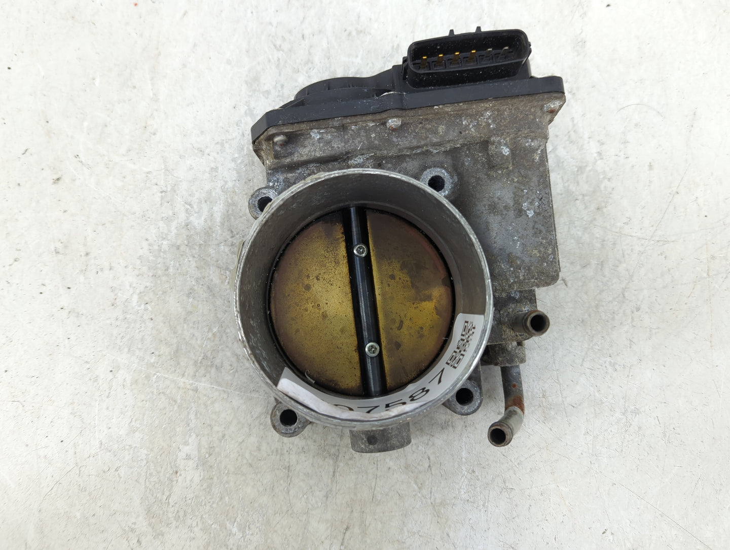 2005 Land Rover Land Rover Throttle Body P/N:4H23-9F991-BC Fits Fits 2006 OEM Used Auto Parts - Oemusedautoparts1.com