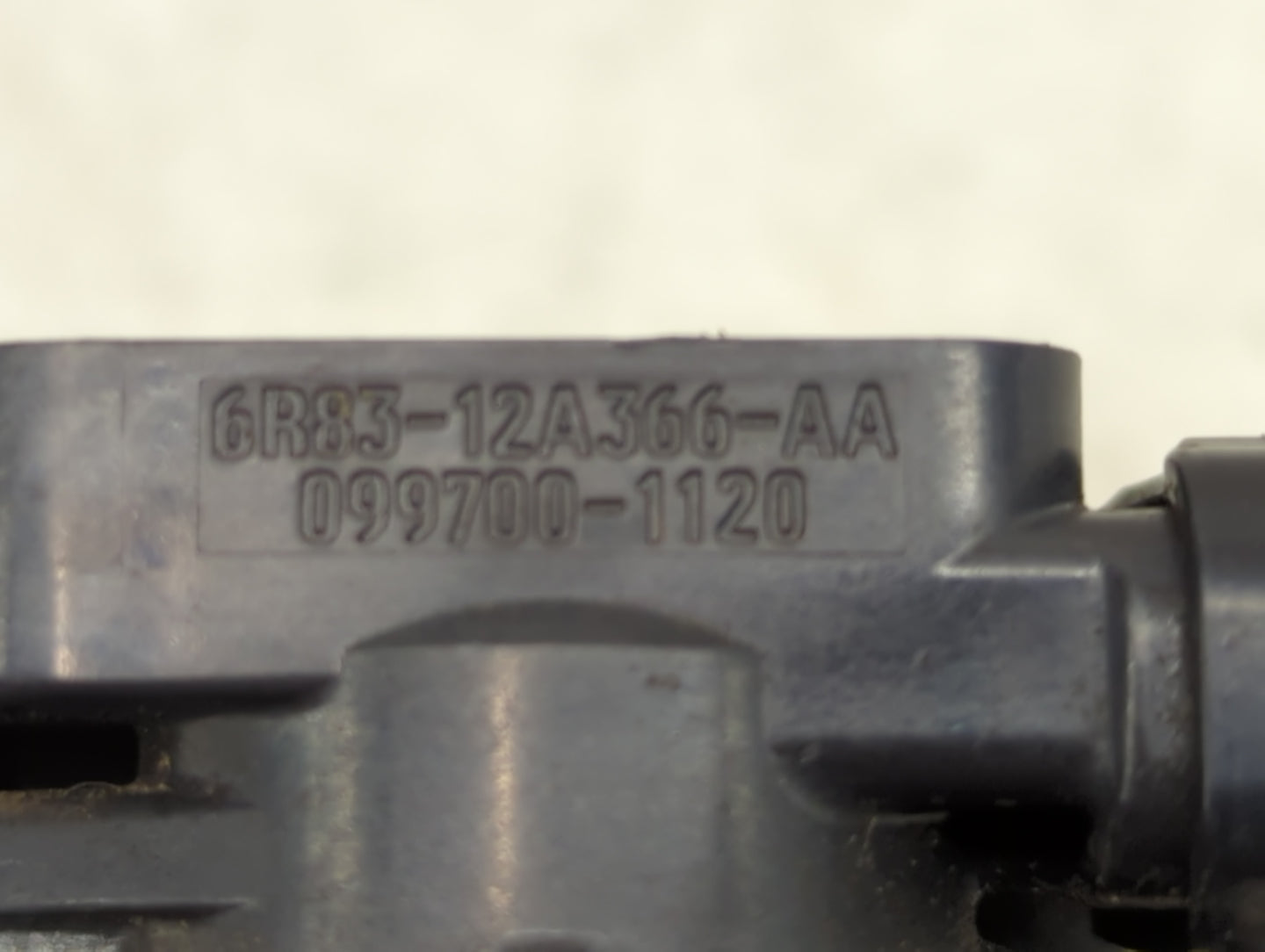 2005-2009 Land Rover Lr3 Ignition Coil Igniter Pack - Oemusedautoparts1.com