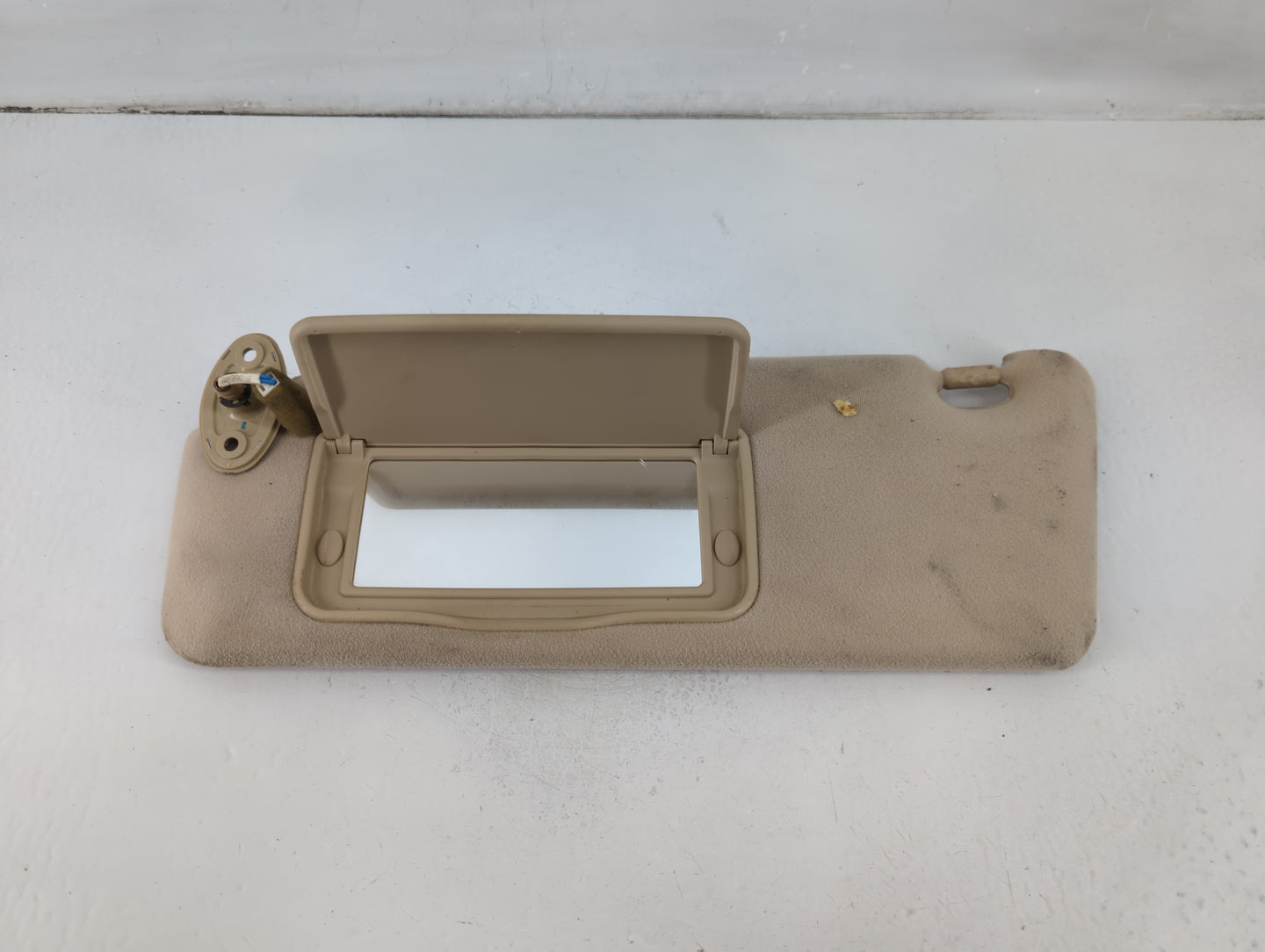 2005-2006 Lexus Es330 Sun Visor Shade Replacement Driver Left Mirror Fits Fits 2005 2006 OEM Used Auto Parts - Oemusedautopa