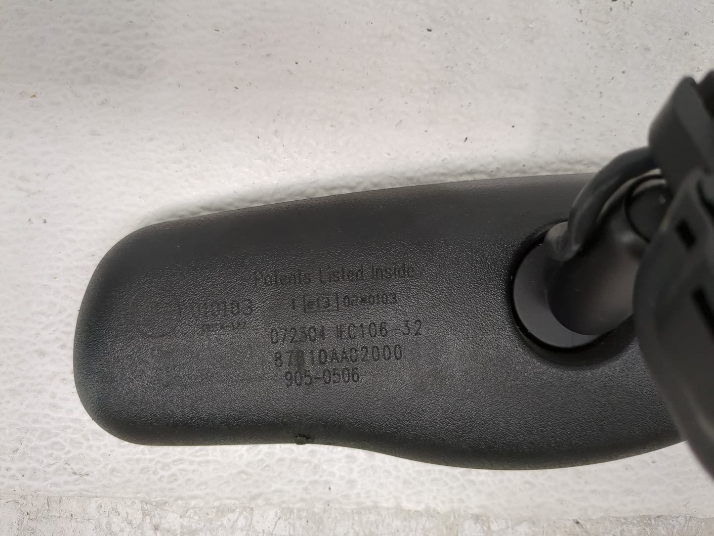2004-2006 Lexus Es330 Interior Rear View Mirror Replacement OEM P/N:E13010103 Fits OEM Used Auto Parts - Oemusedautoparts1.c