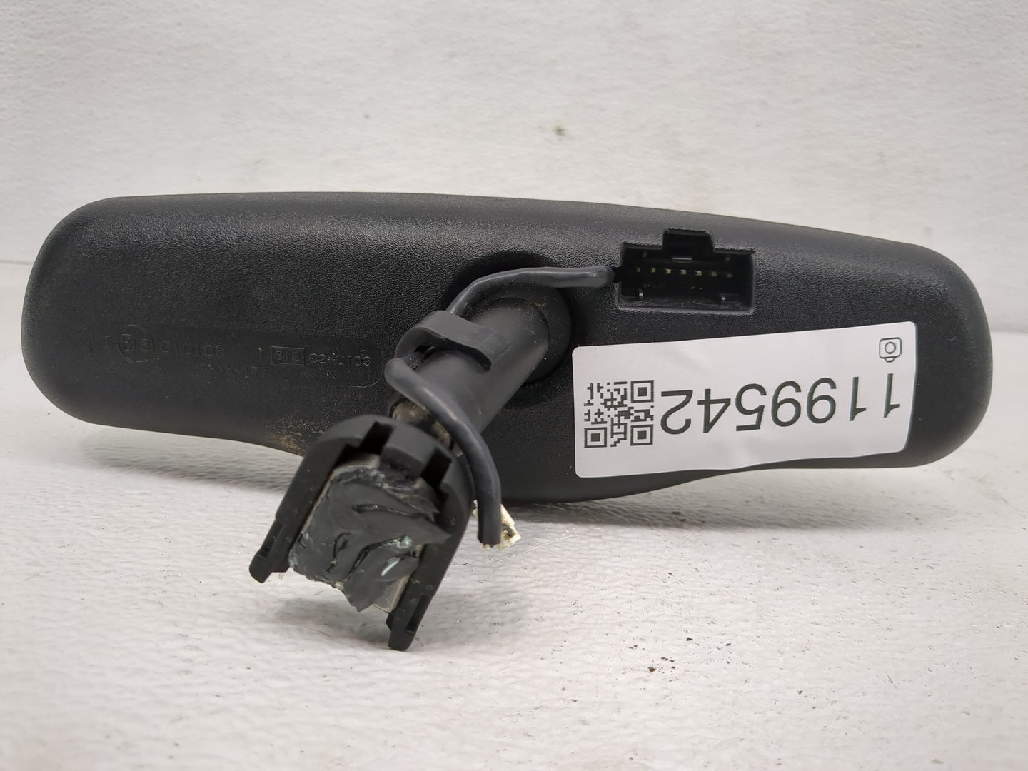 2004-2006 Lexus Es330 Interior Rear View Mirror Replacement OEM P/N:E13010103 Fits OEM Used Auto Parts - Oemusedautoparts1.c