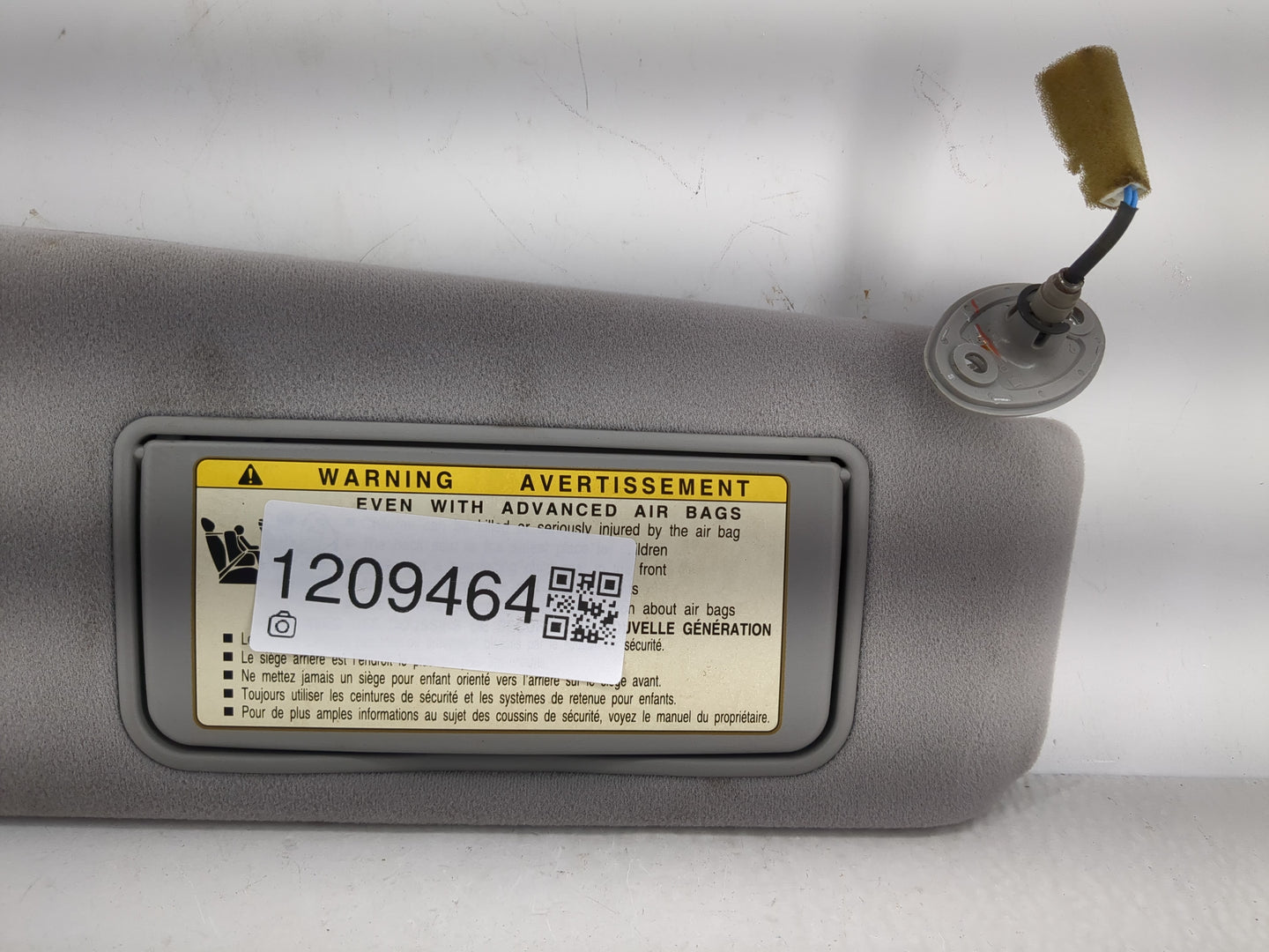 2005-2006 Lexus Es330 Sun Visor Shade Replacement Passenger Right Mirror Fits Fits 2005 2006 OEM Used Auto Parts - Oemusedau