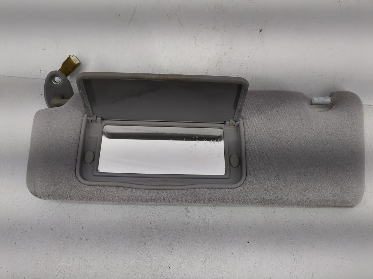 2005-2006 Lexus Es330 Sun Visor Shade Replacement Driver Left Mirror Fits Fits 2005 2006 OEM Used Auto Parts - Oemusedautopa