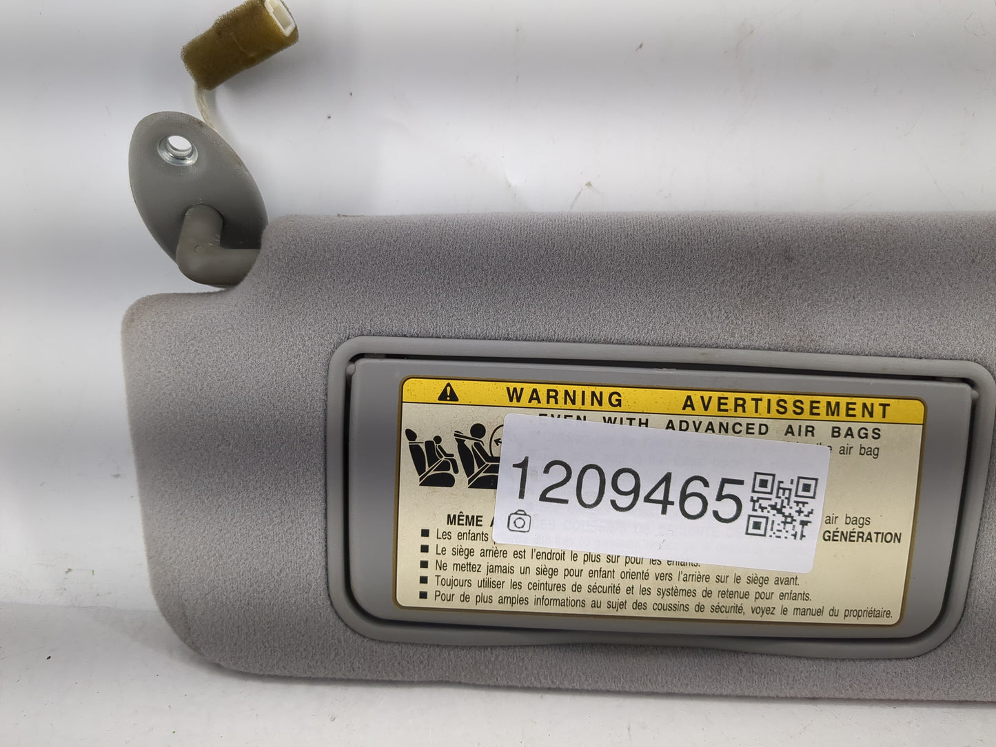 2005-2006 Lexus Es330 Sun Visor Shade Replacement Driver Left Mirror Fits Fits 2005 2006 OEM Used Auto Parts - Oemusedautopa