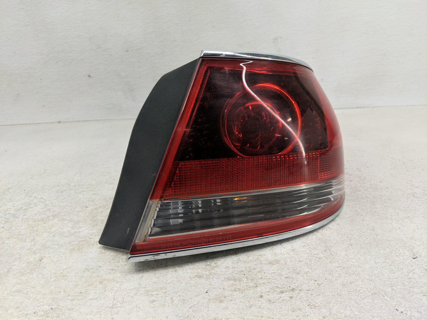 2004-2006 Lexus Es330 Tail Light Assembly Passenger Right OEM P/N:W21/5 7443 Fits Fits 2004 2005 2006 OEM Used Auto Parts - 