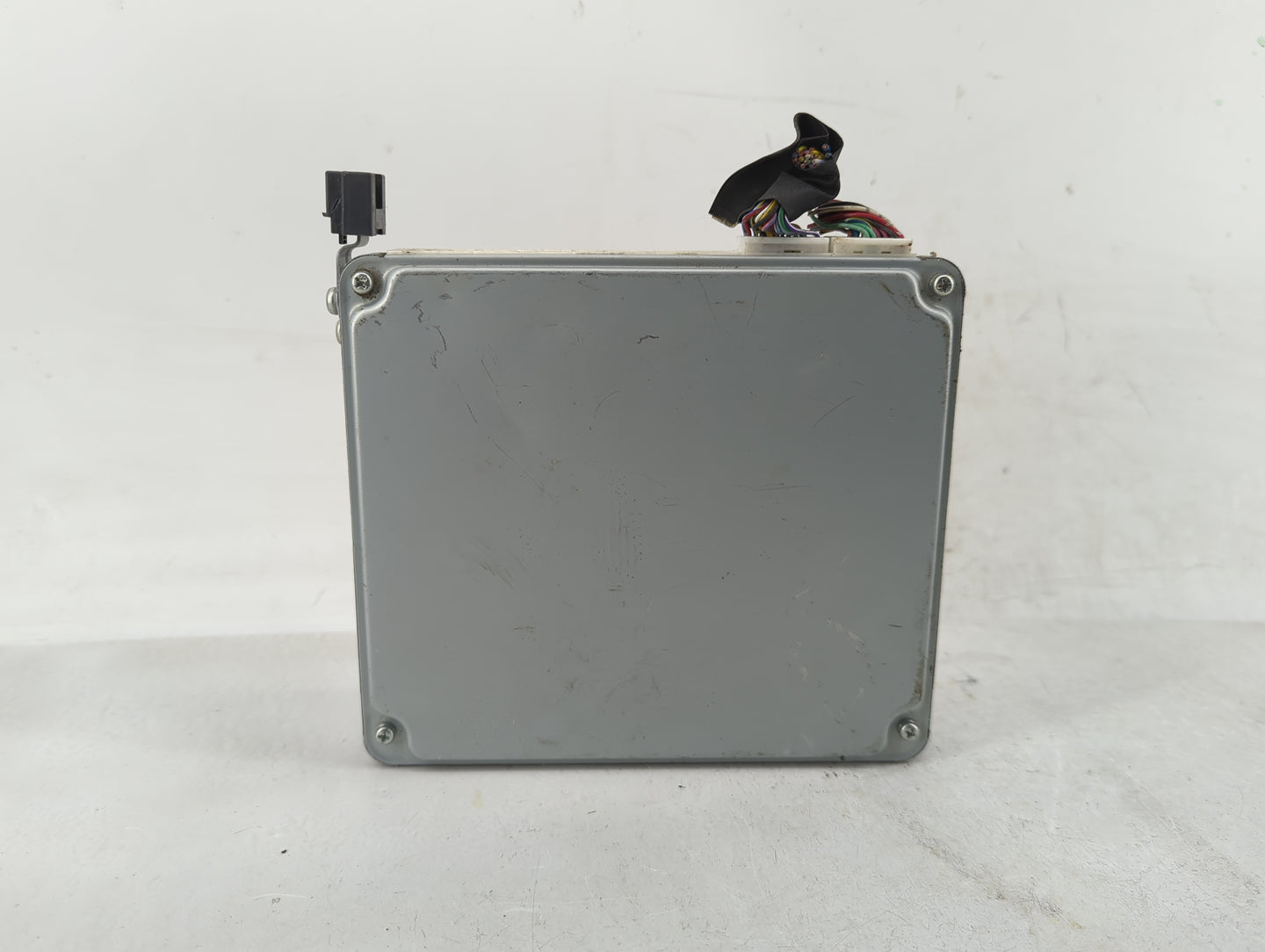 2004-2005 Lexus Es330 PCM Engine Control Computer ECU ECM PCU OEM P/N:275100-3230 89661-33B32 Fits Fits 2004 2005 OEM Used A